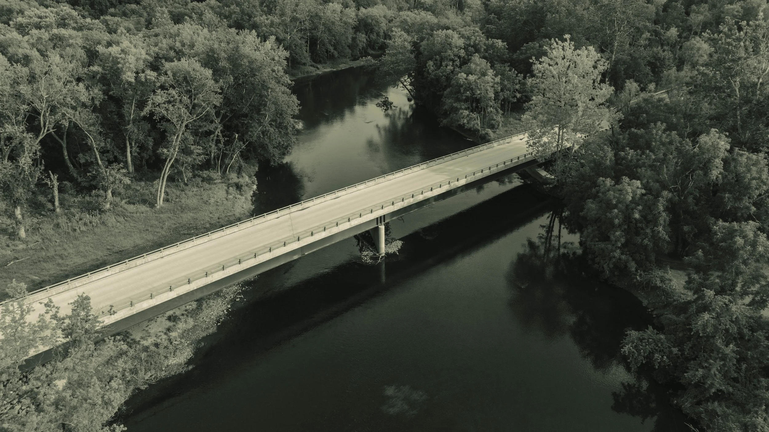 SaegerCreekBridgeBW04.jpg