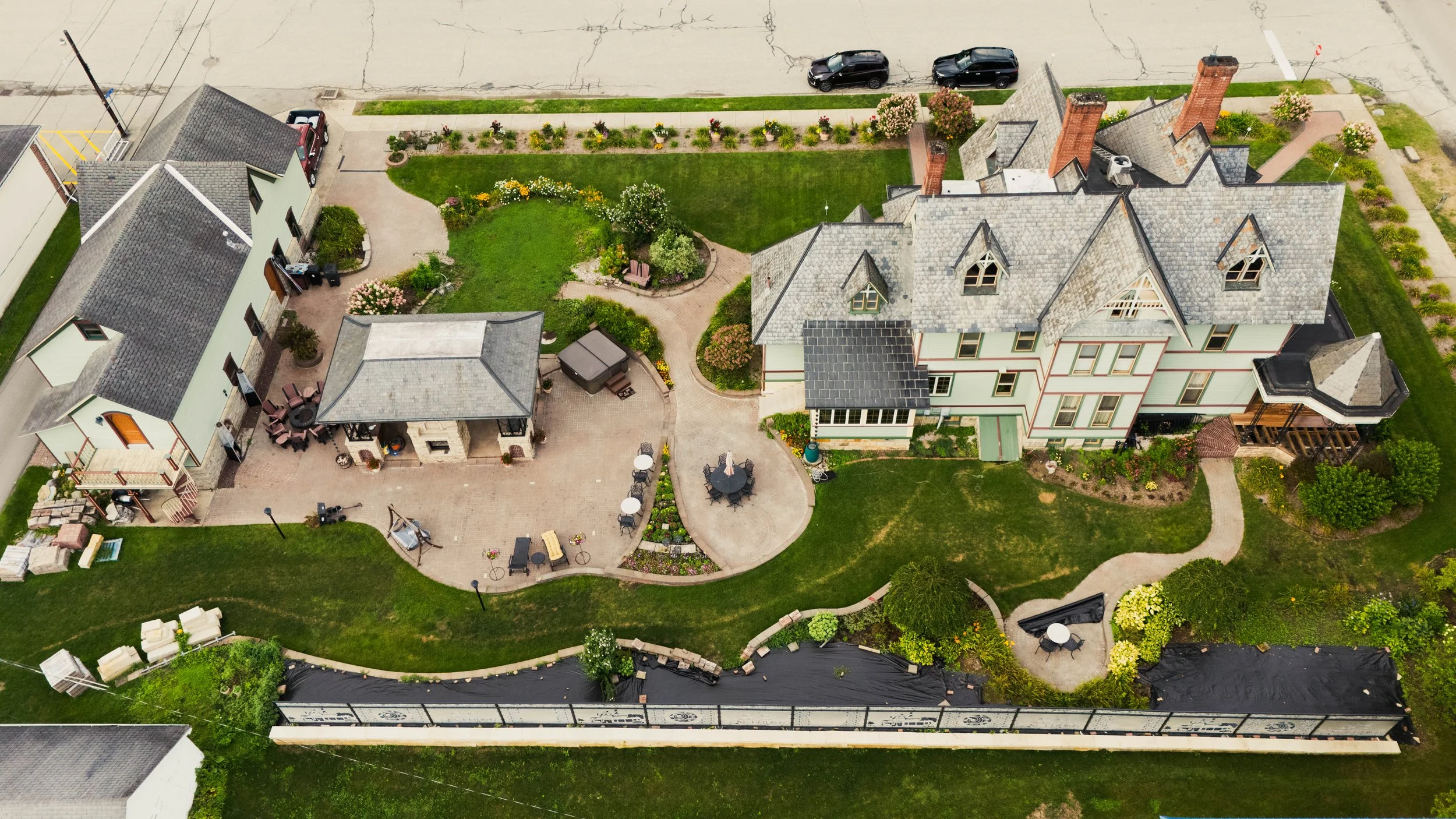 SaegLandscapeYardTR06.jpg