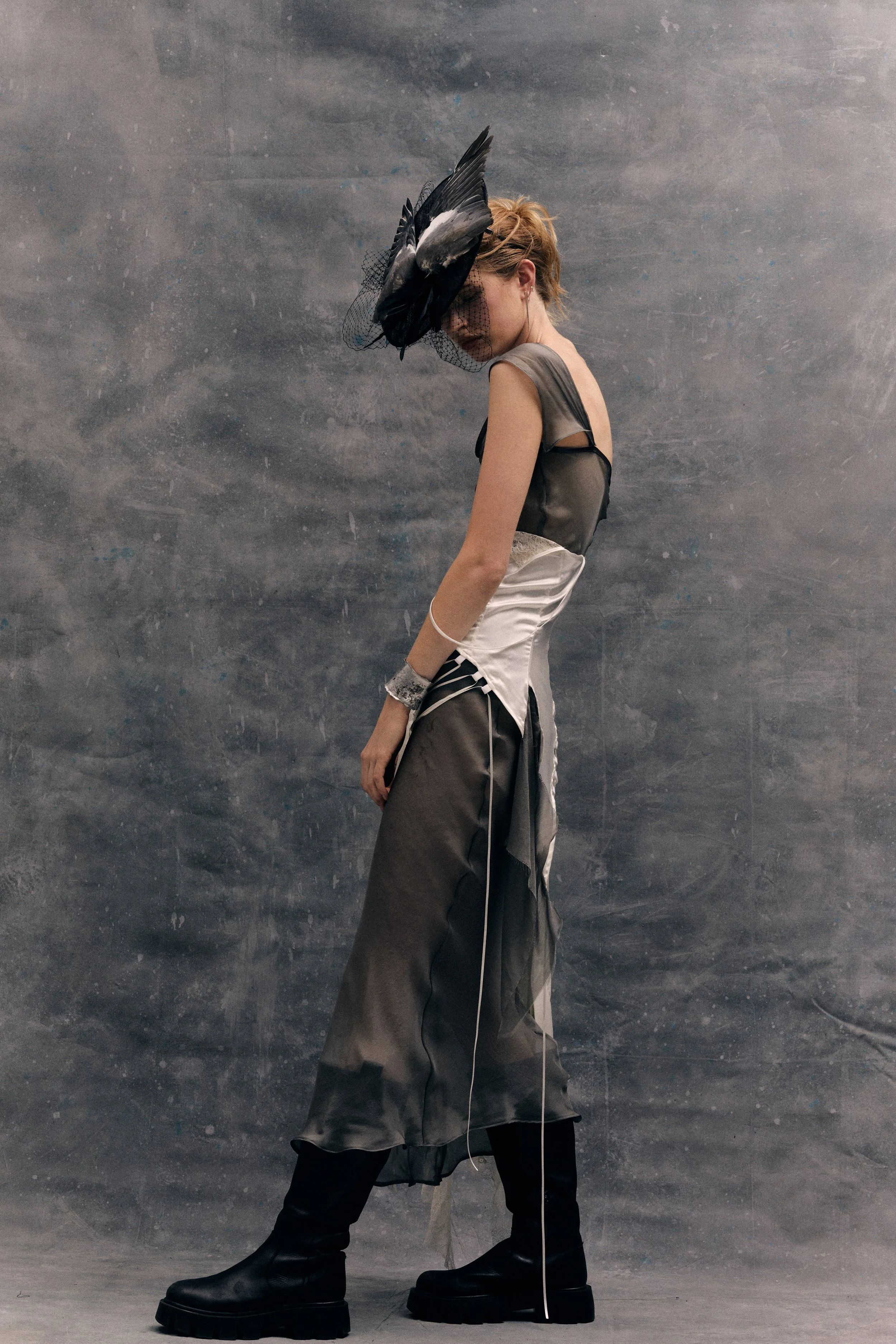 23.05.08_ISSYBRIGHTMORE_STUDIO_LOOK3_0671.jpg