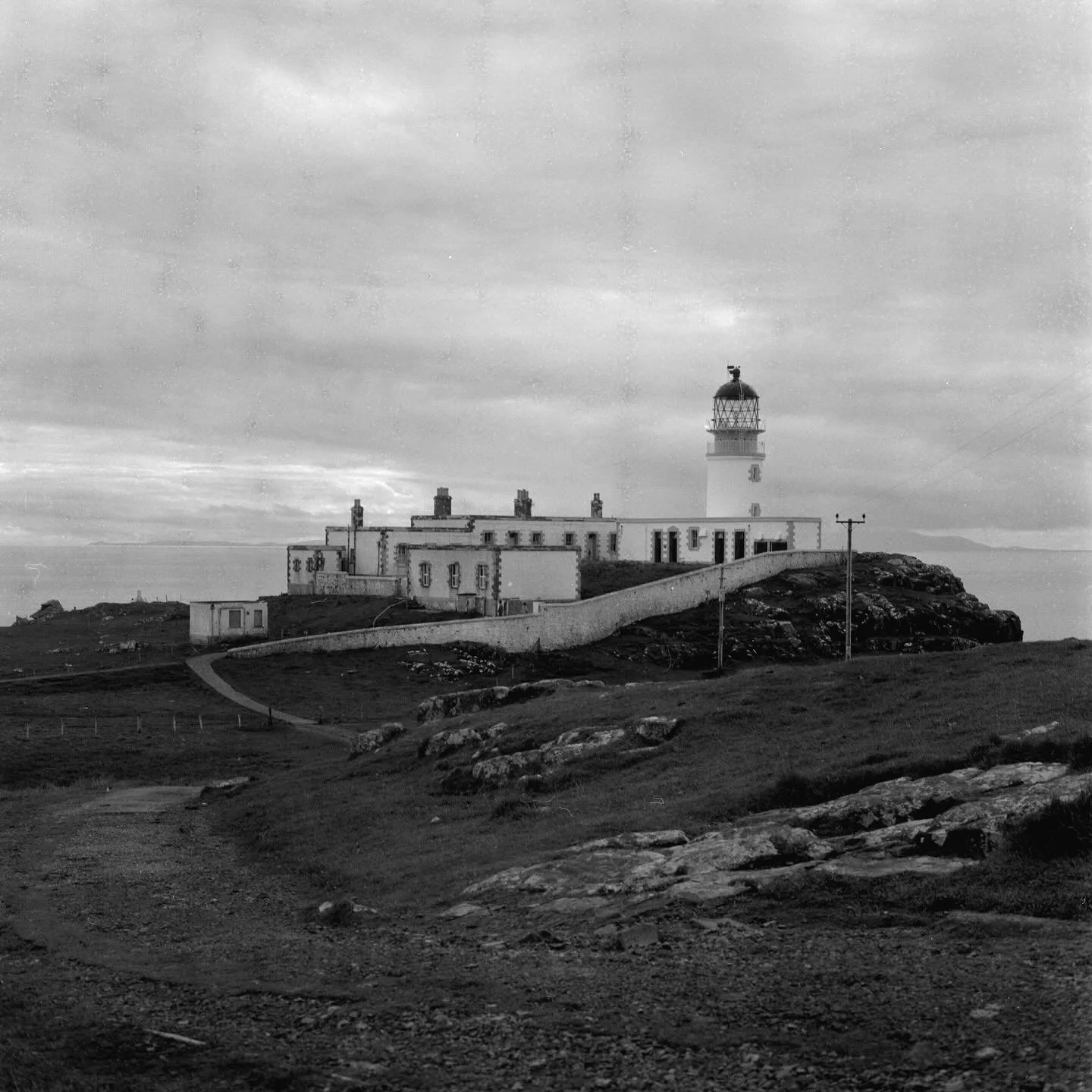 Exploring the NC500

Developed by @takeiteasylab 

#rollei #rpx400 #mamiyarb67 #blackandwhitephotography #filmisnotdead #frontphotography #grainisgood #uk_shooters #nc500 #visitscotland #filmtweakers #sheheartsfilm #analogdrivemag #120 #staybrokeshoo