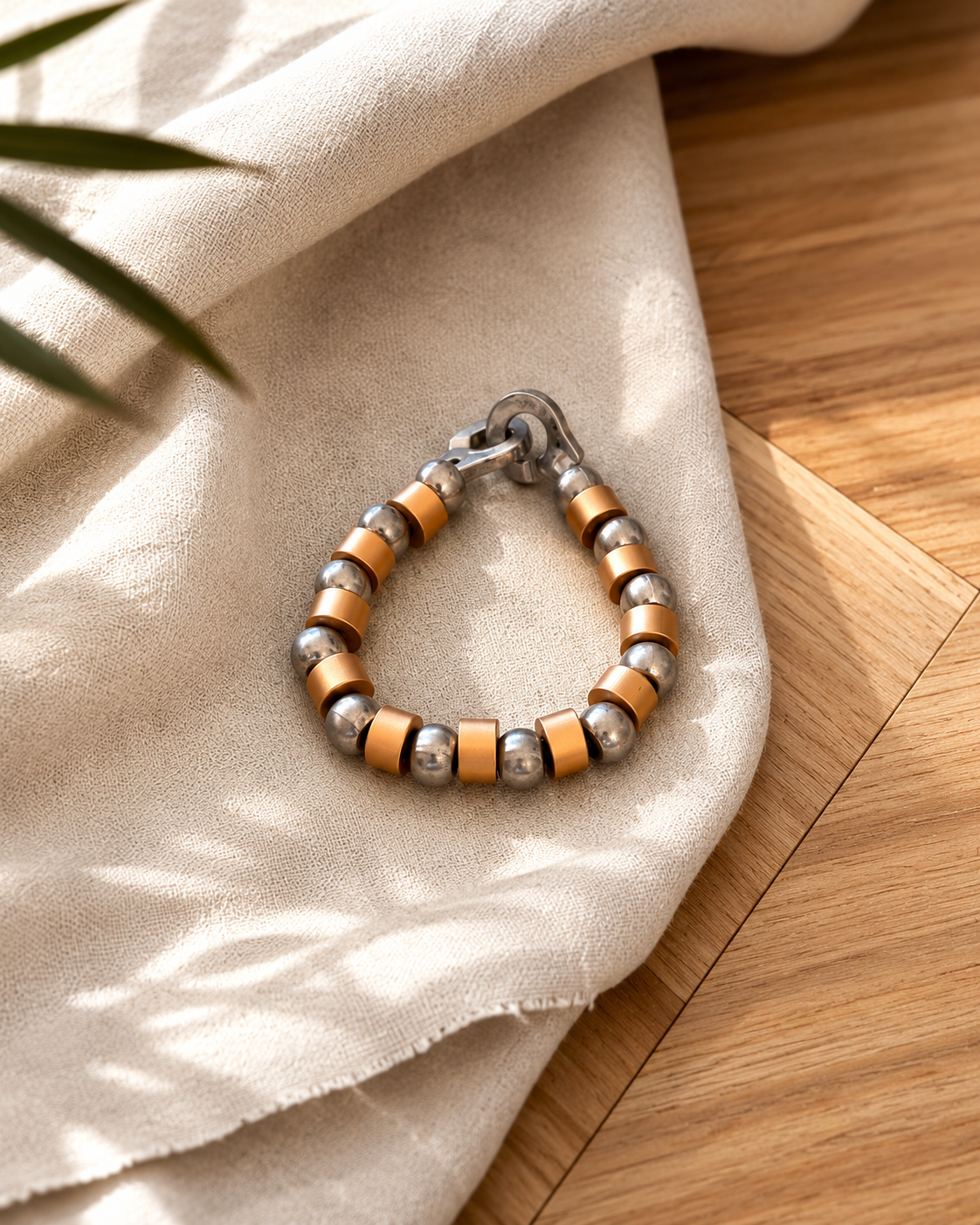 Pulccino Sleek Metallic Beaded Bracelet