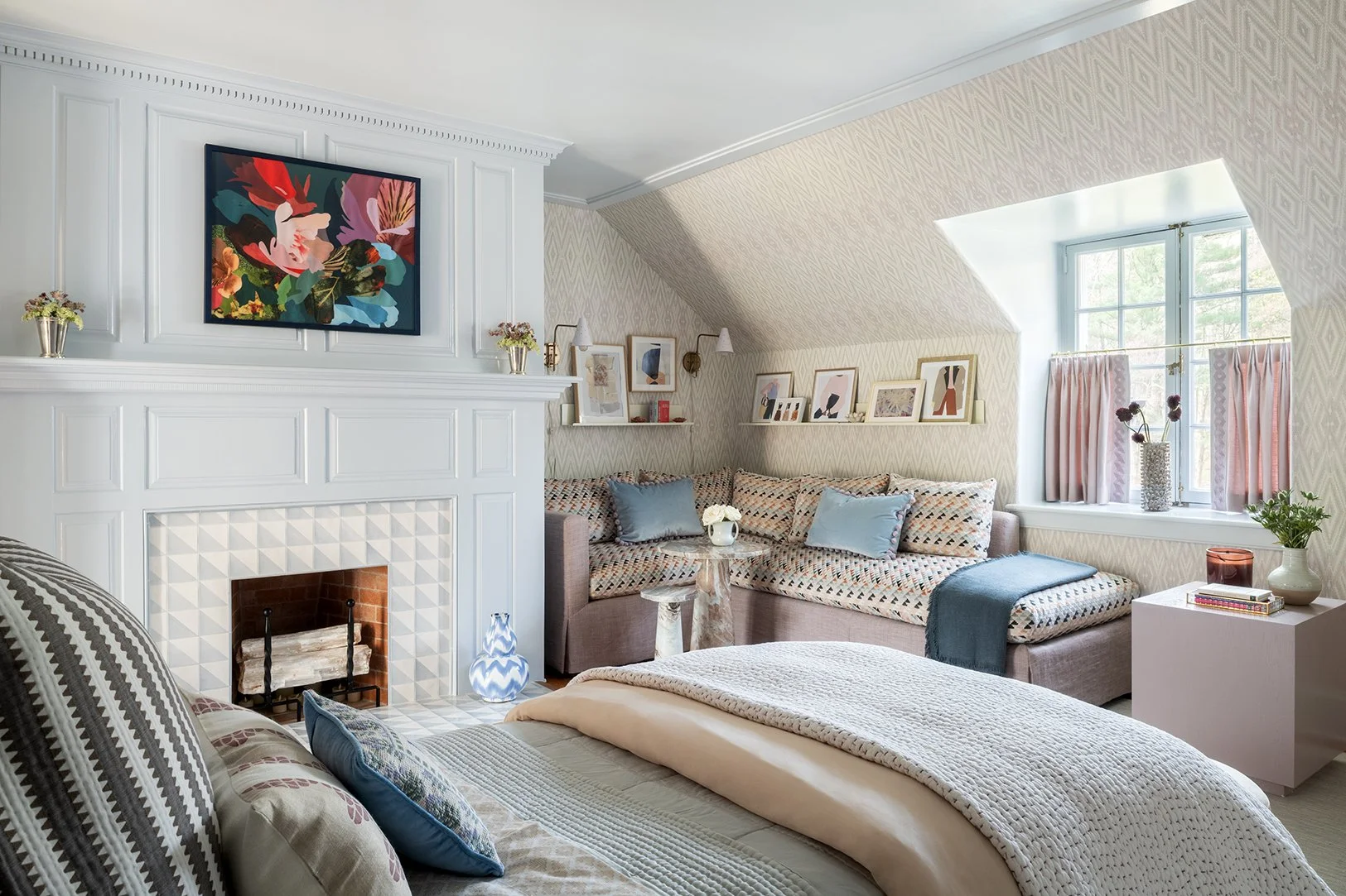 Luxury interior design by HCO Interiors featuring bespoke residential interiors, custom furnishings, modern living spaces and full-service interior design in New Jersey and New York.