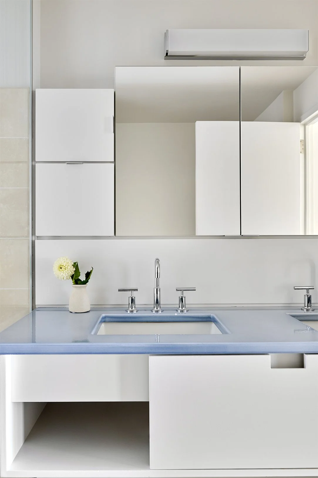 Luxury interior design by HCO Interiors featuring bespoke residential interiors, custom furnishings, modern living spaces and full-service interior design in New Jersey and New York.