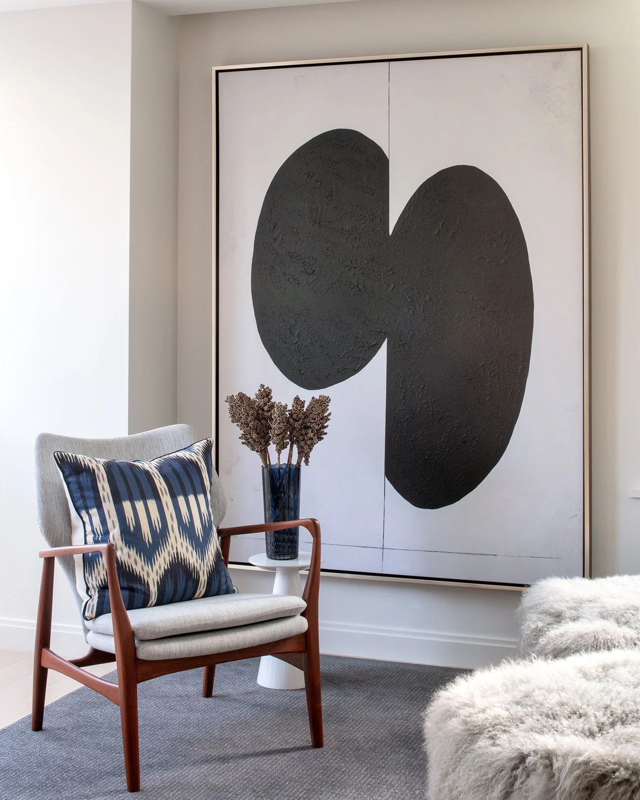 Luxury interior design by HCO Interiors featuring bespoke residential interiors, custom furnishings, modern living spaces and full-service interior design in New Jersey and New York.