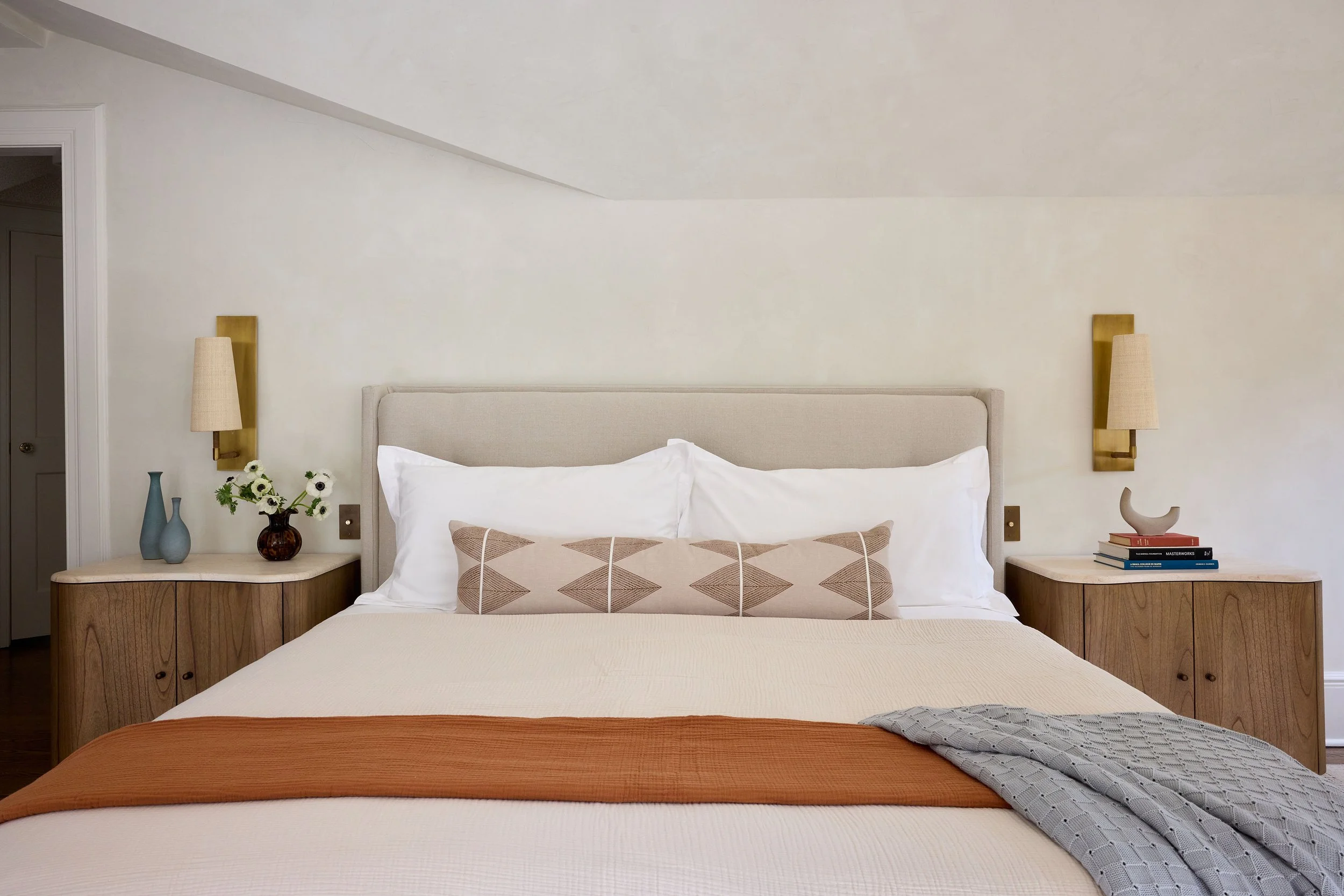 Luxury interior design by HCO Interiors featuring bespoke residential interiors, custom furnishings, modern living spaces and full-service interior design in New Jersey and New York.