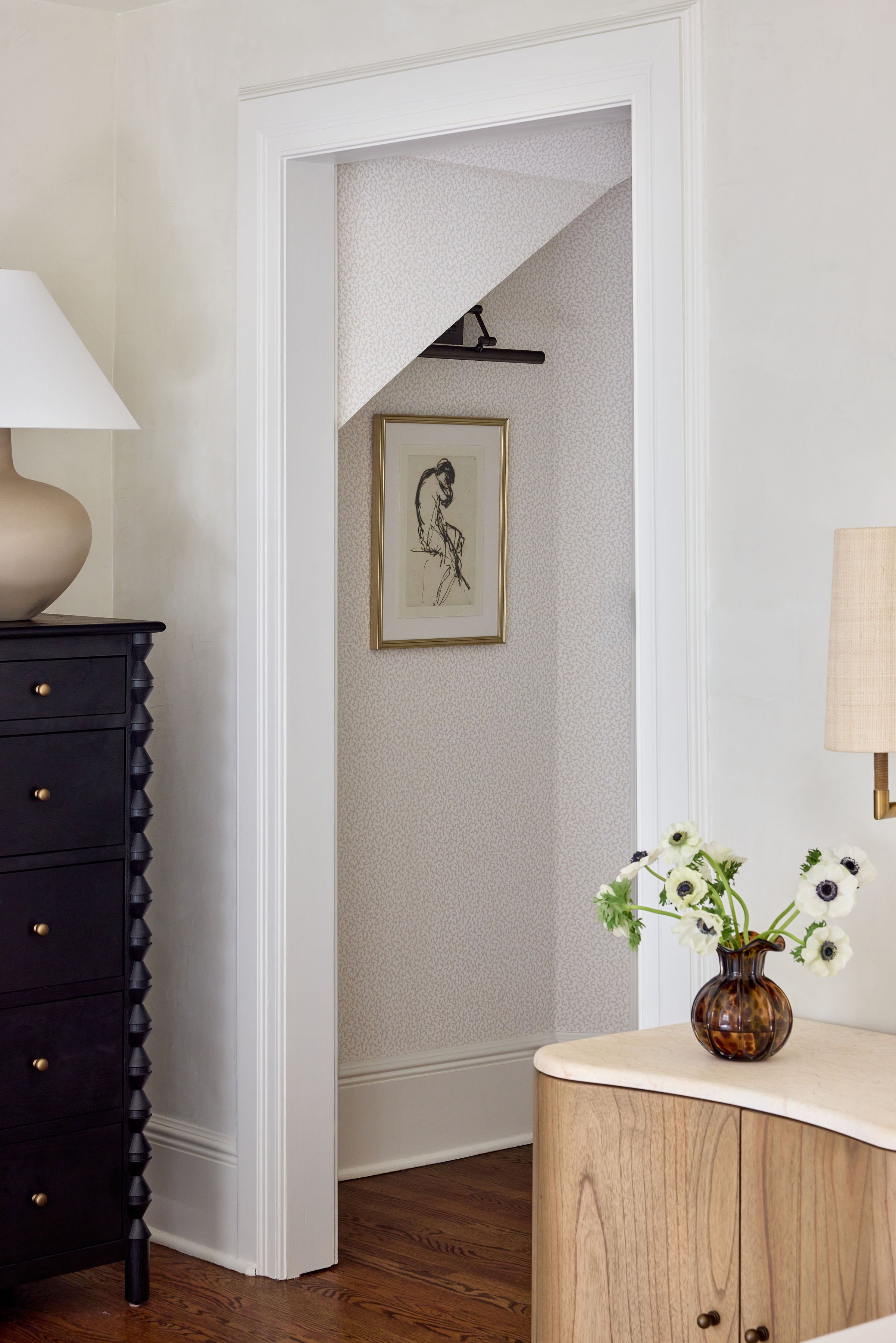Luxury interior design by HCO Interiors featuring bespoke residential interiors, custom furnishings, modern living spaces and full-service interior design in New Jersey and New York.