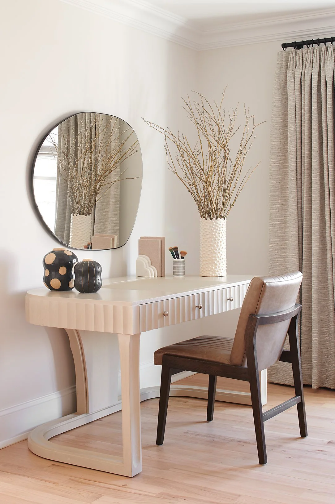 Luxury interior design by HCO Interiors featuring bespoke residential interiors, custom furnishings, modern living spaces and full-service interior design in New Jersey and New York.