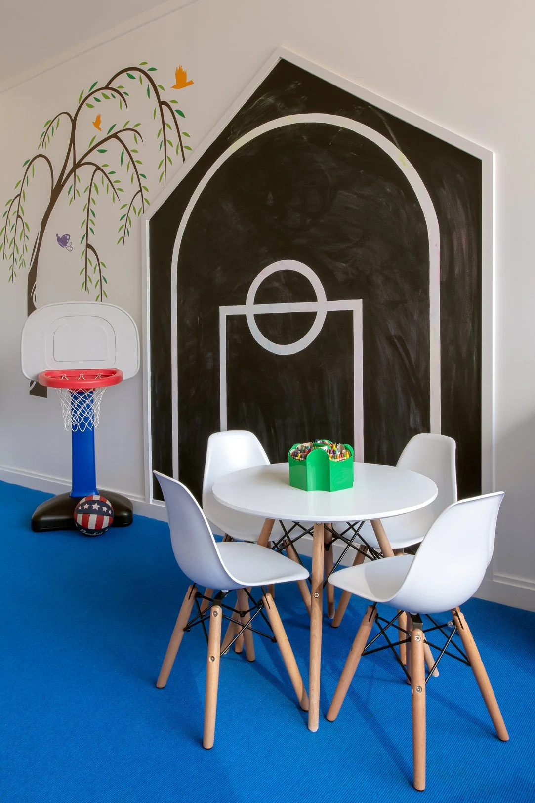Luxury interior design by HCO Interiors featuring bespoke residential interiors, custom furnishings, modern living spaces and full-service interior design in New Jersey and New York.