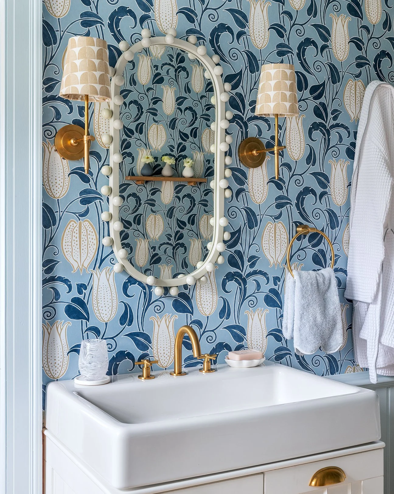 Luxury interior design by HCO Interiors featuring bespoke residential interiors, custom furnishings, modern living spaces and full-service interior design in New Jersey and New York.