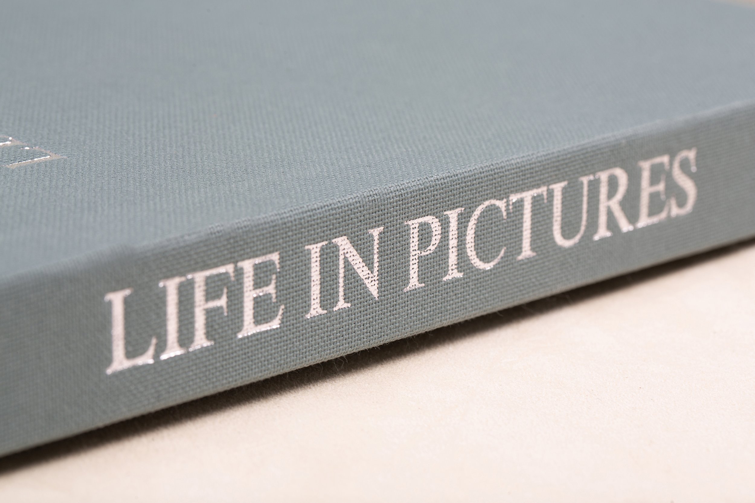 Coffee_Table_Book_02.jpg