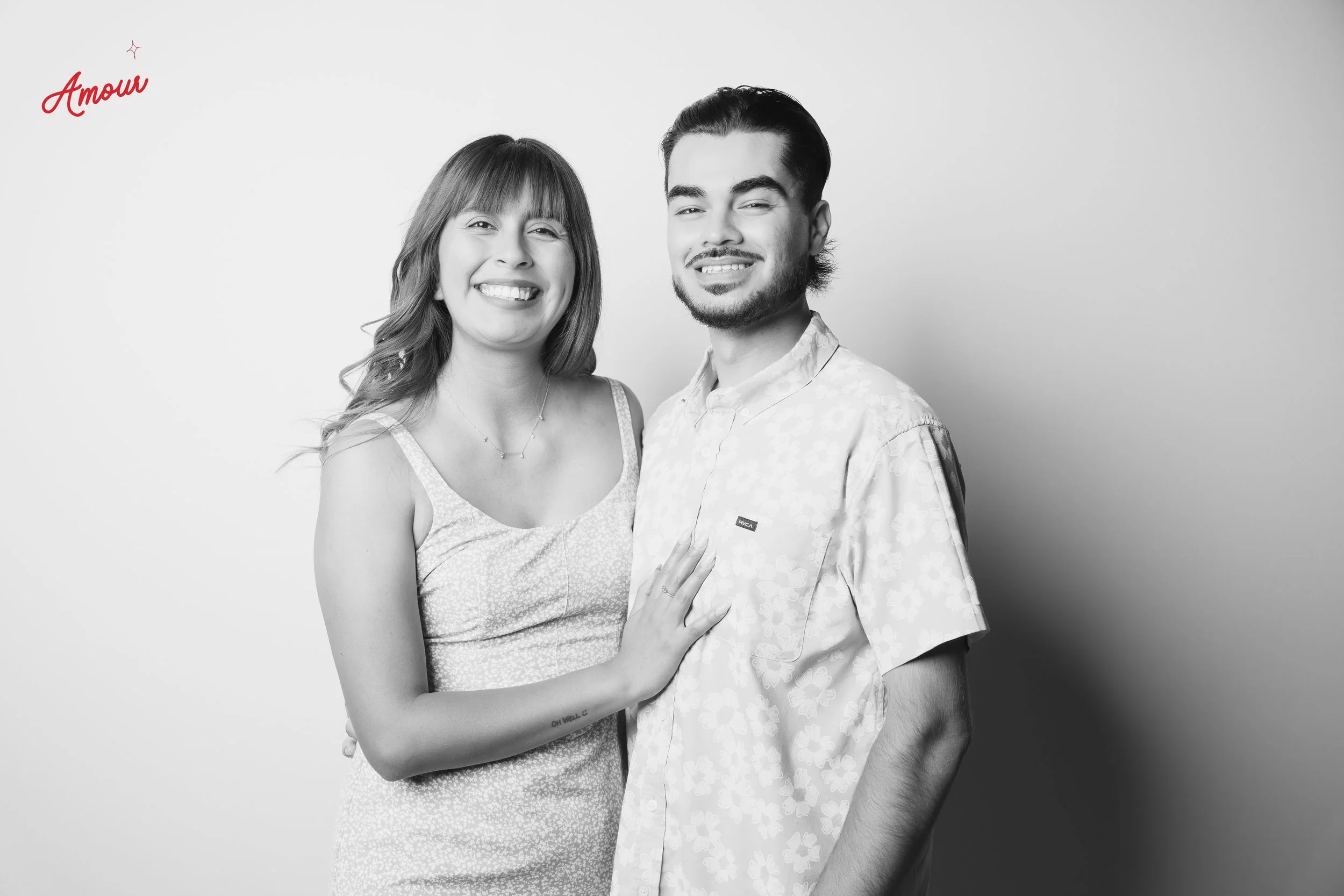 AMOUR GALLERIA FRIENDS & FAMILY-47.jpg