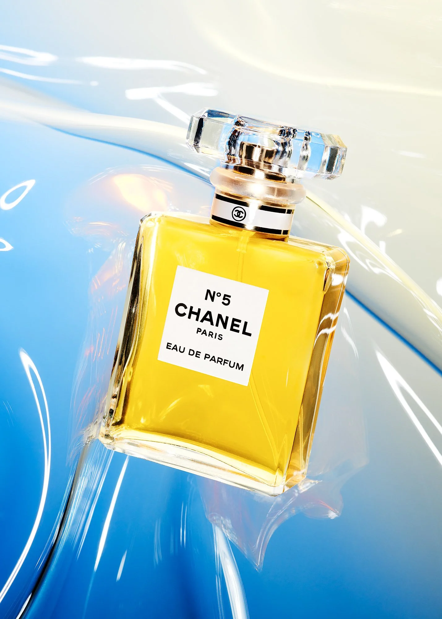 Chanel (2000)sRGB.jpg