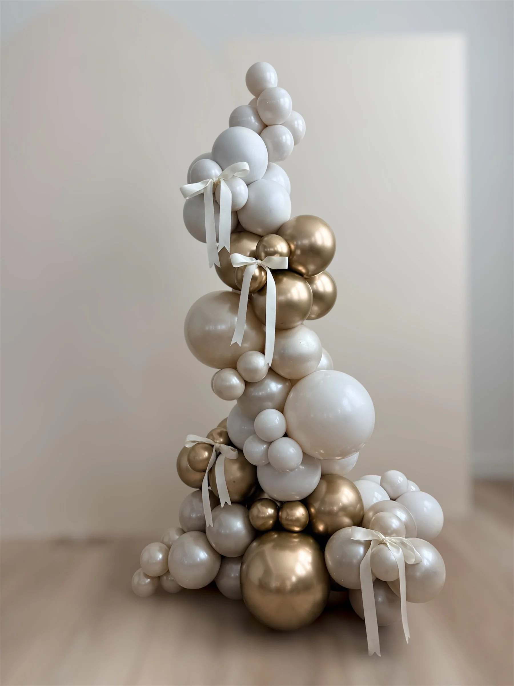 Grab-and-Go Freestanding Balloon Garland