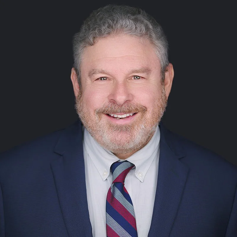 ian-johns-photography-corporate-headshot-mark.jpg