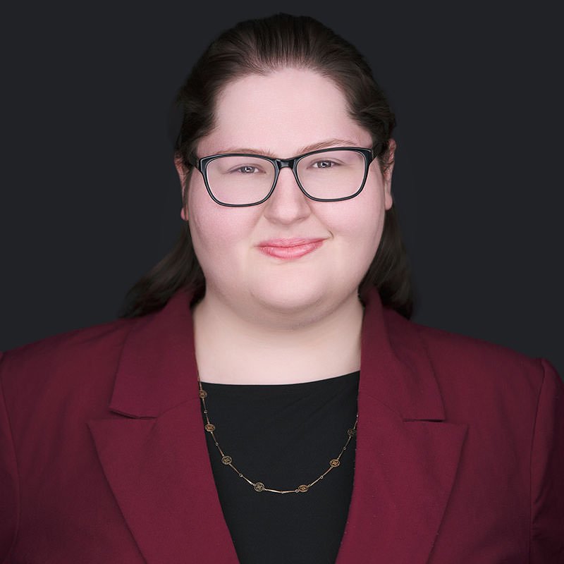 ian-johns-photography-corporate-headshot-madeline.jpg