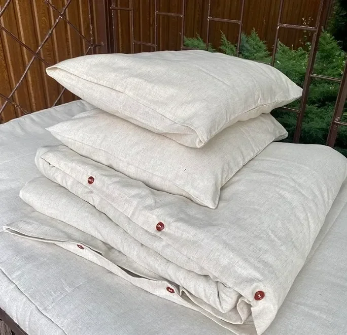 This breathable hemp duvet cover comes with two hemp pillowcases. They are made from undyed hemp, preserving the natural color as well as texture. Hemp is beneficial for the environment in numerous ways. It's an effective carbon sink, it require less
