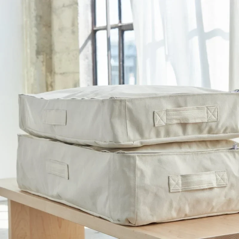 Avocado's cotton storage bags are ideal for under-the-bed or closet storage of bedding, clothes and other flat items. Most storage bags are made of synthetic material like plastic and polyester and shed hazardous micro-plastics. These are natural, sa