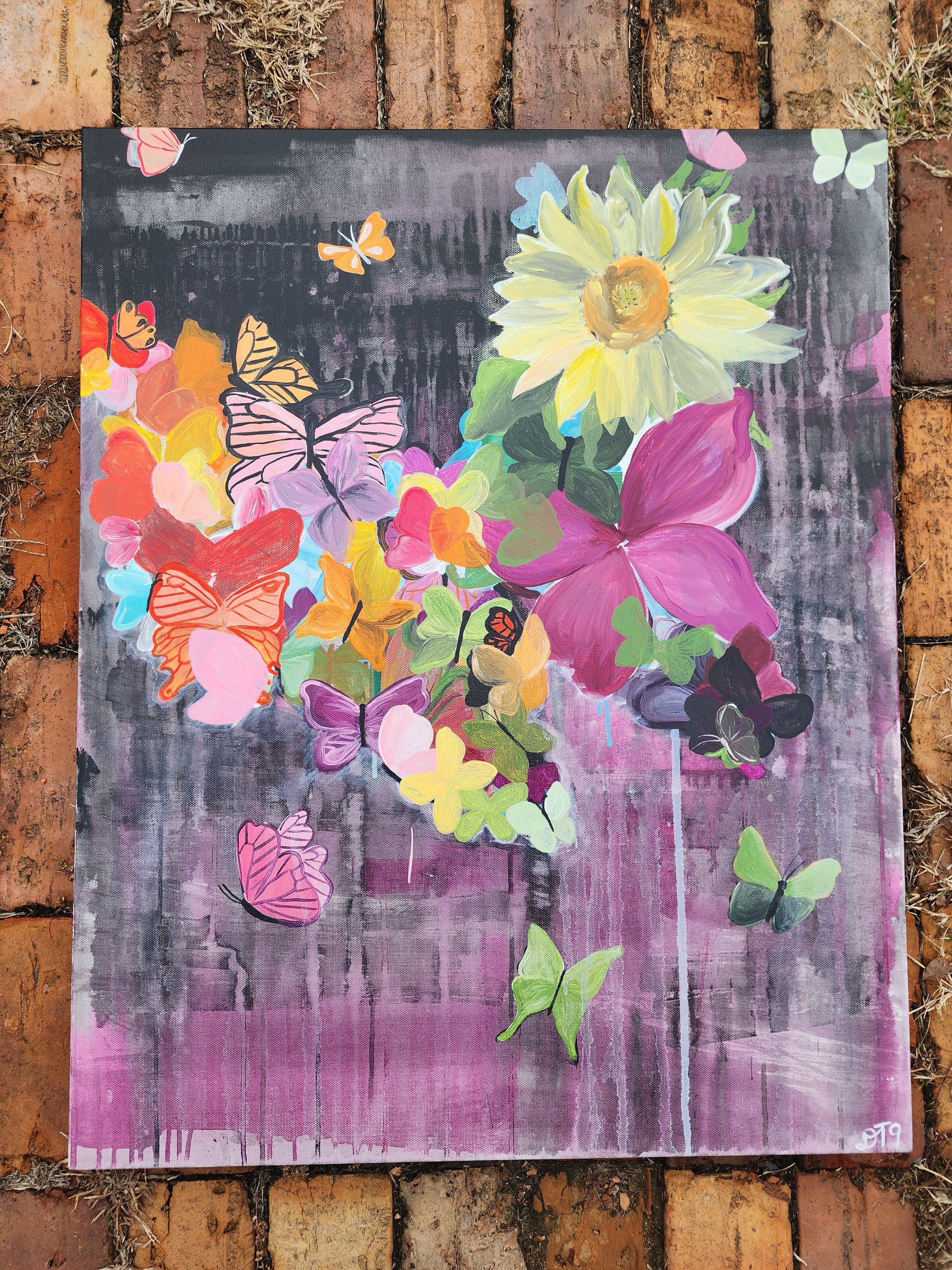 Tara Peterson is a self taught artist based in Jacksonville, NC and owner of Detourthirty9 LLC, established in 2023 after transitioning from a 14-year career in the North Carolina Public School System.