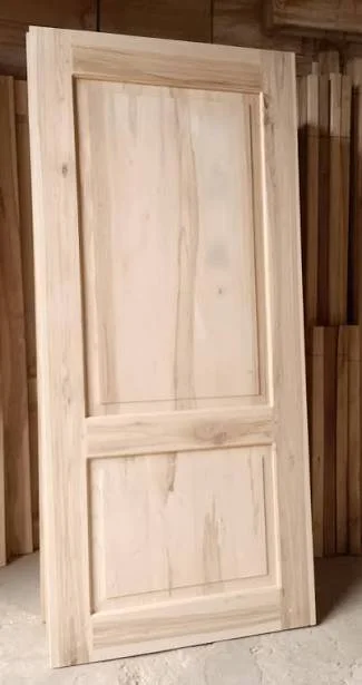 PUERTA LAUREL 1.jpg