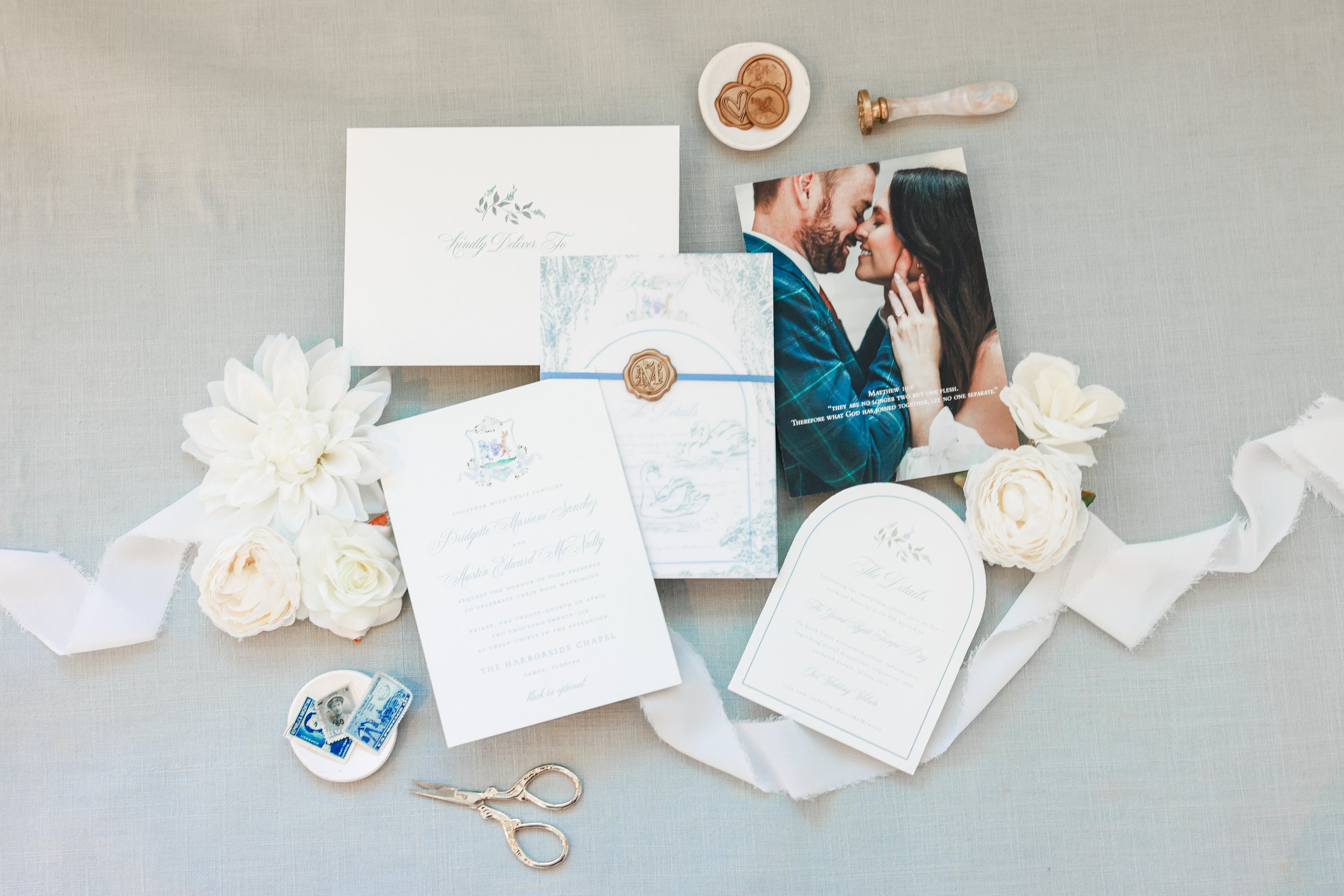 10 Questions to Ask Before Booking Your Wedding Venue