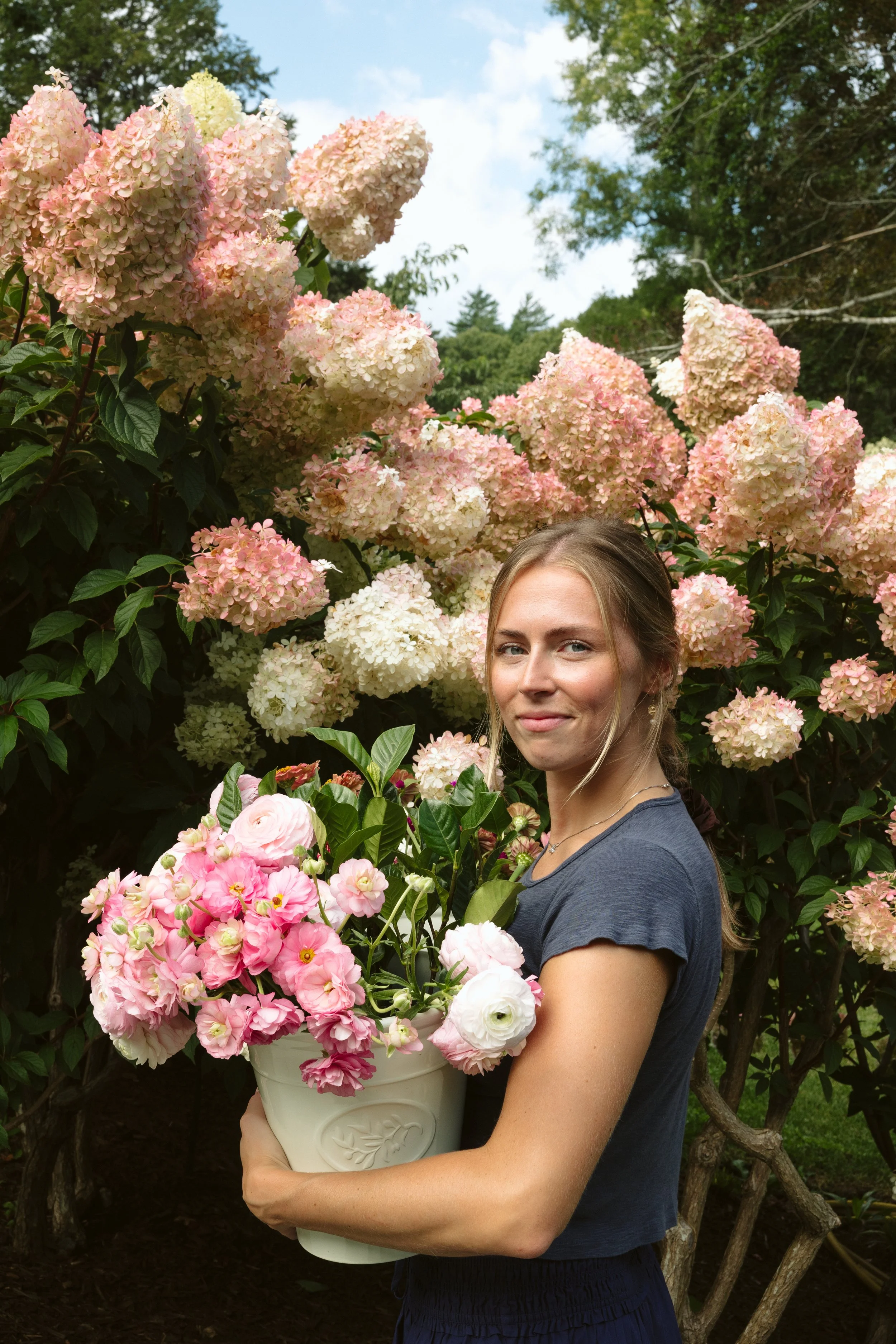 Garden florist aesthetic - cape cod hydrangeas, wedding florist