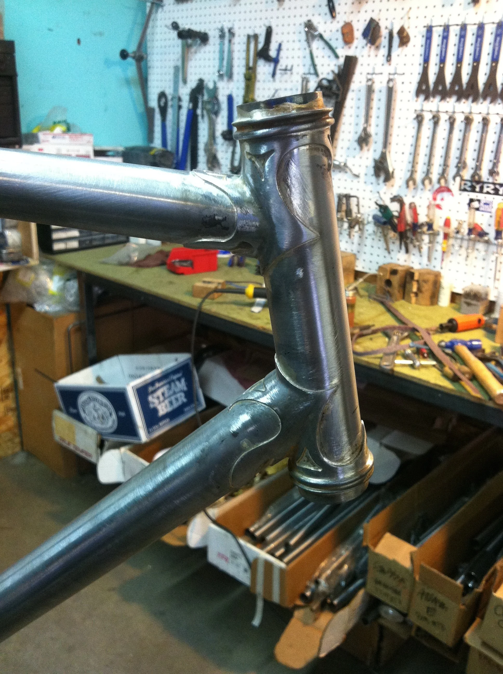 head-tube-all-brazed-up_16008754022_o.jpg