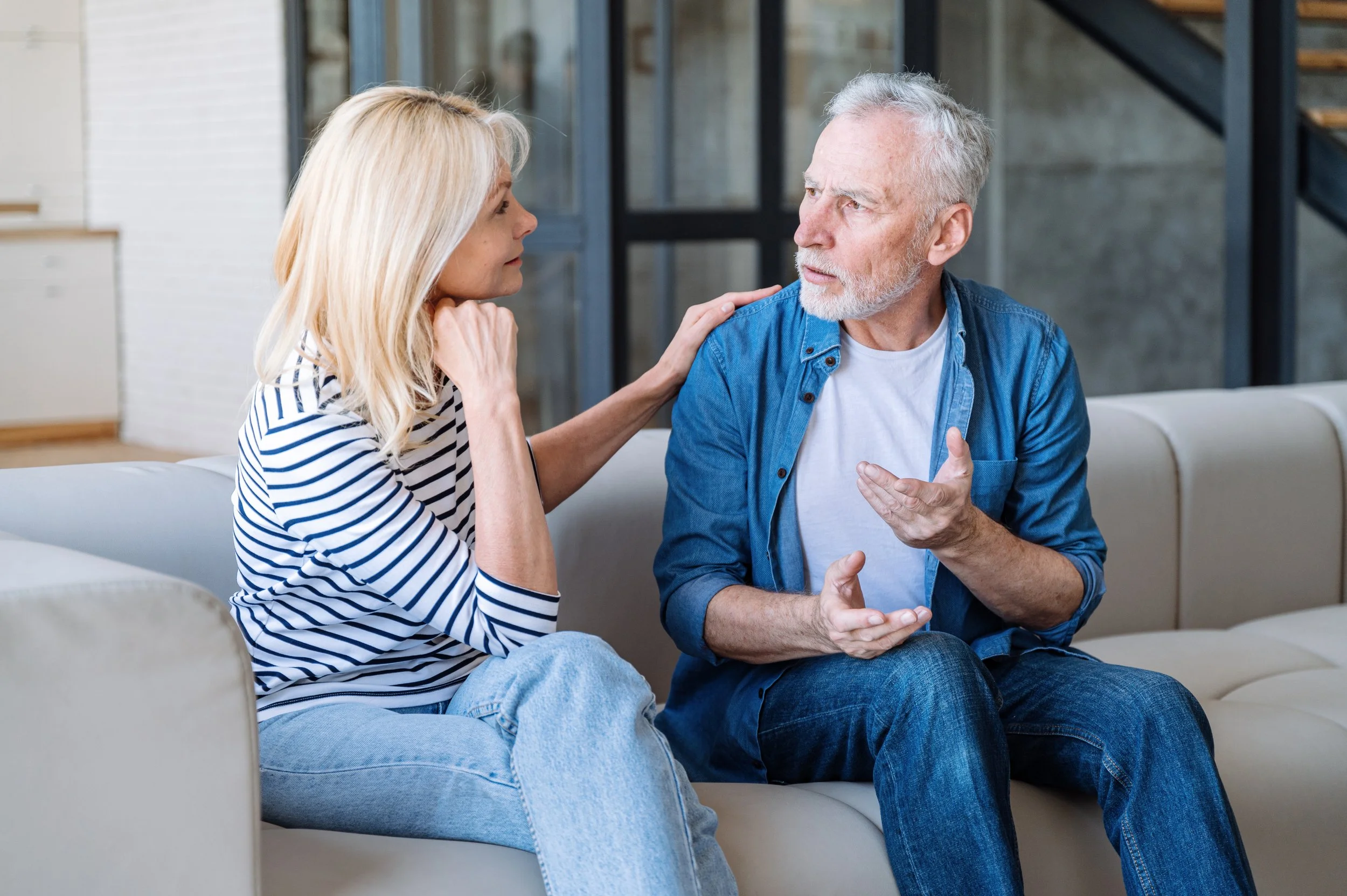 Helping a Loved One with Dementia Understand the Loss of a Spouse