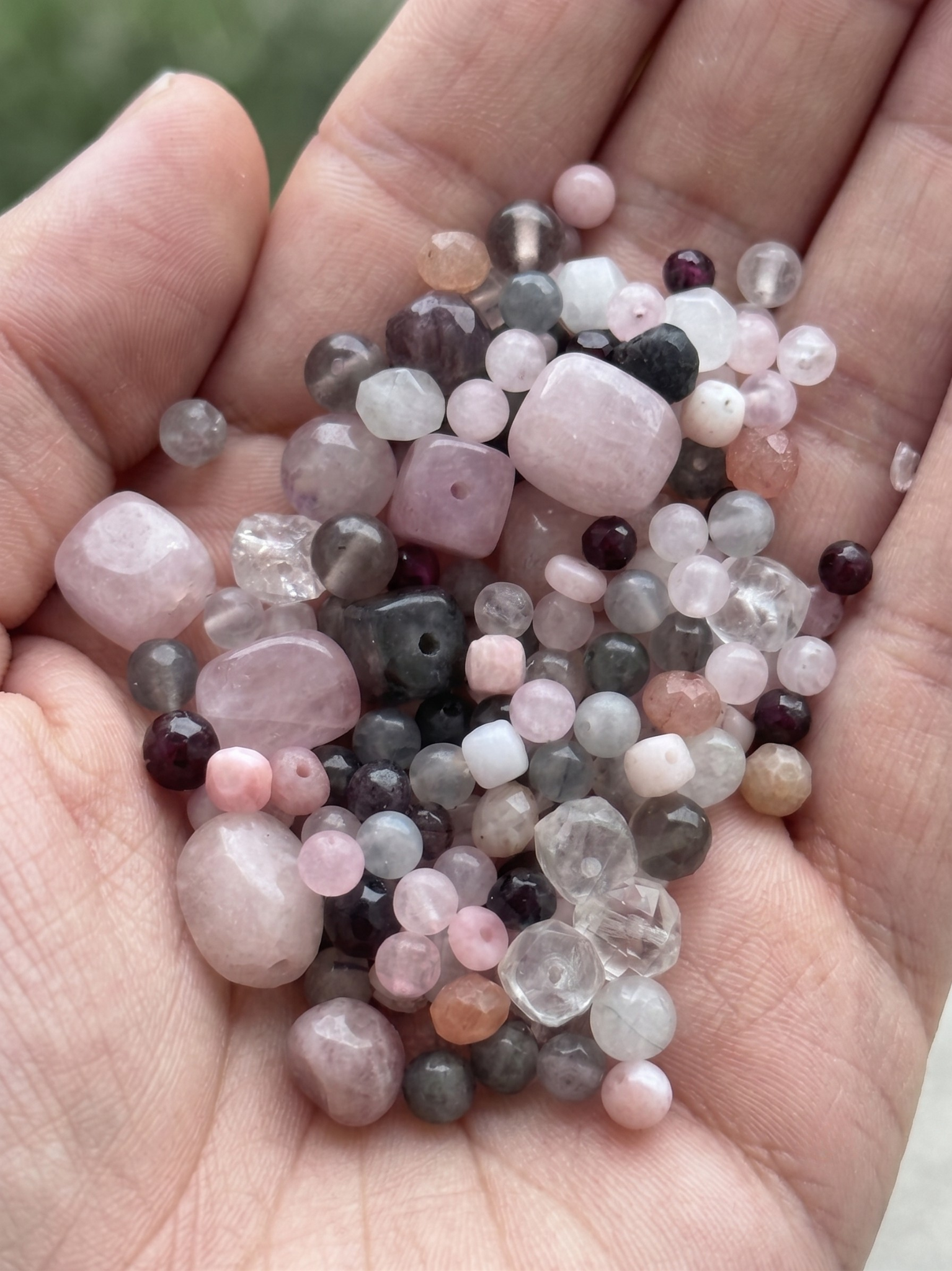 The Strawberry Moon Hoard: 40g Ritual Gemstone Mix