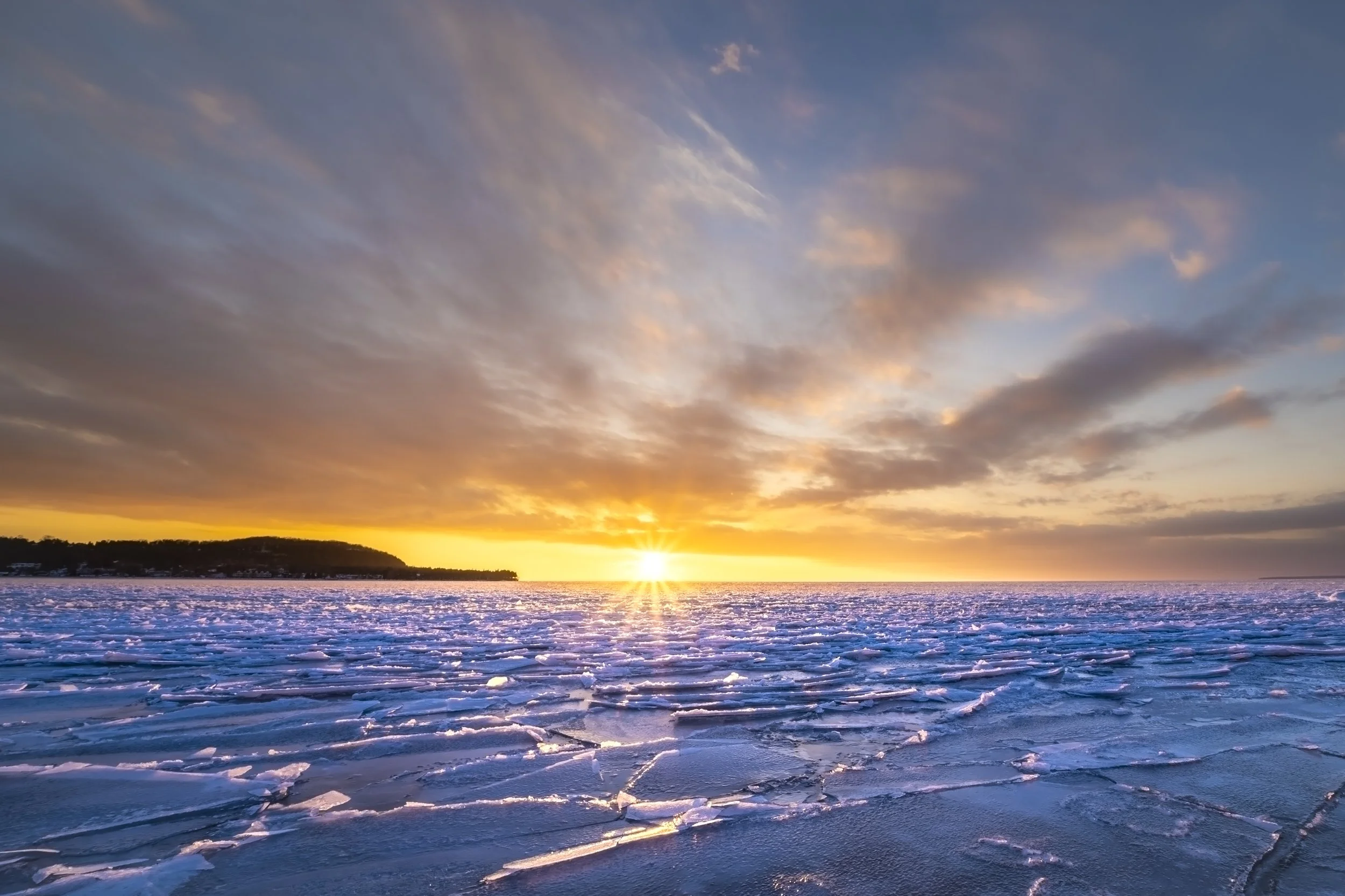 Bay of Green Bay frozen sunset.jpg
