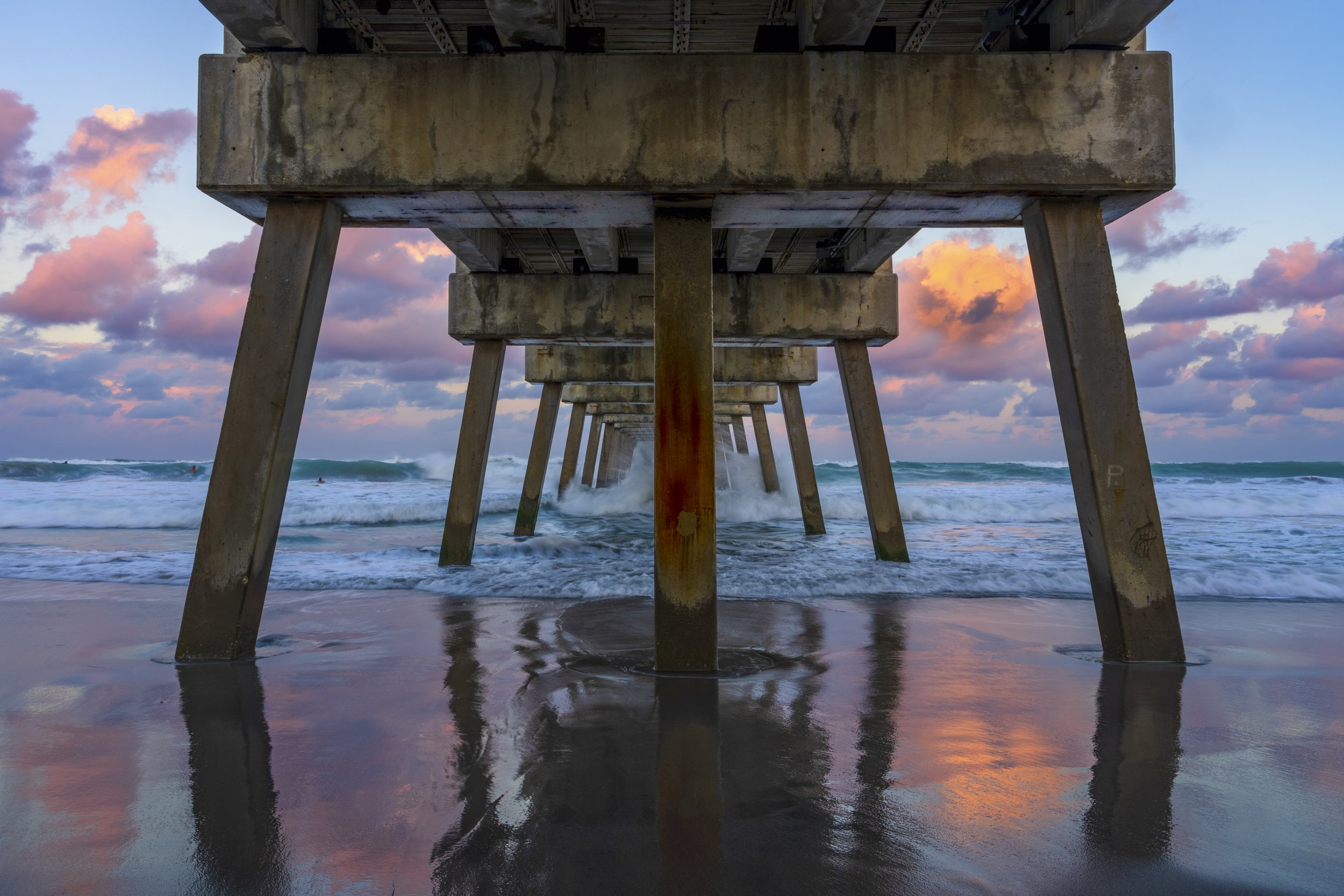 LIGHTHOUSES AND PIERS