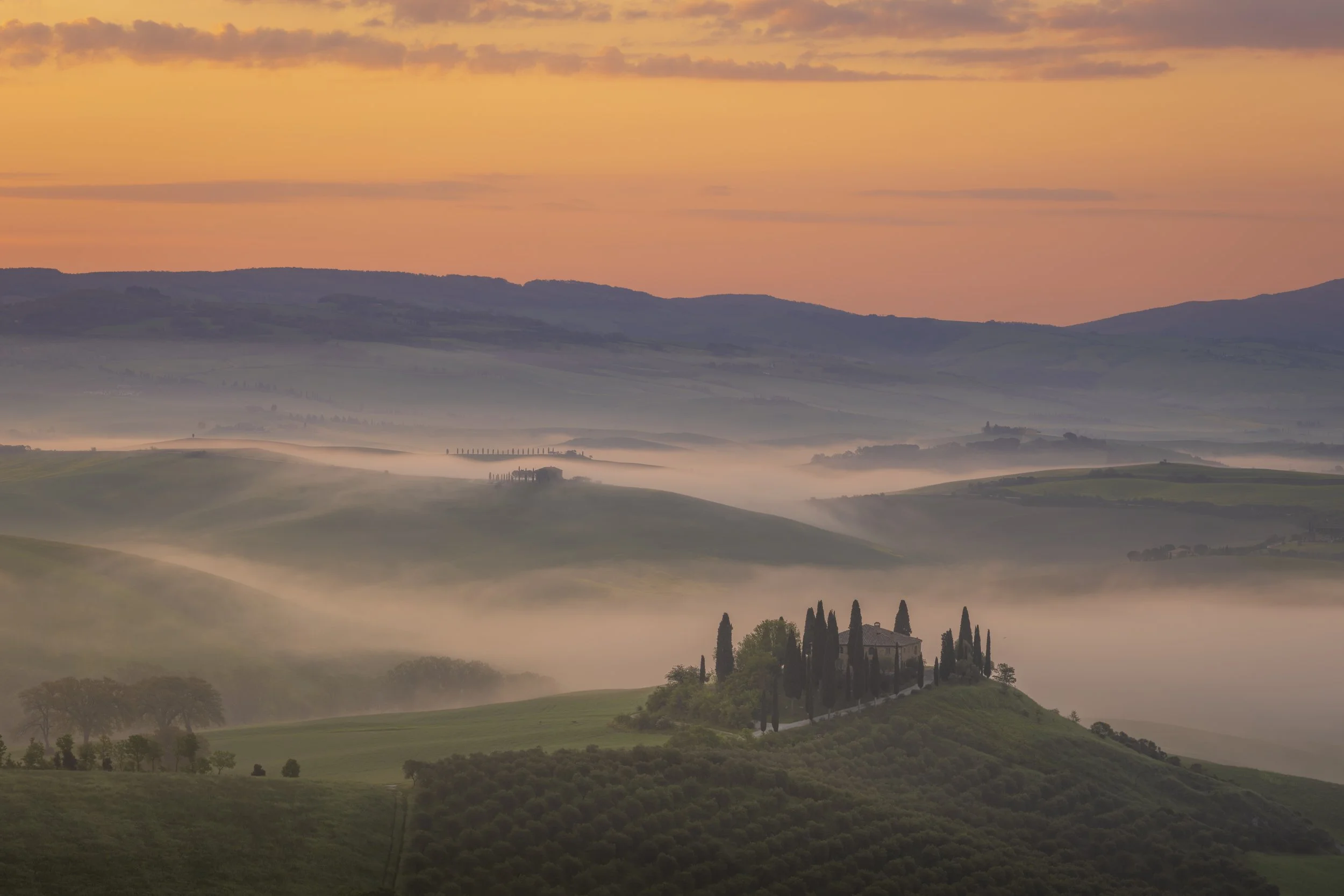 Tuscany foggy morning.jpg