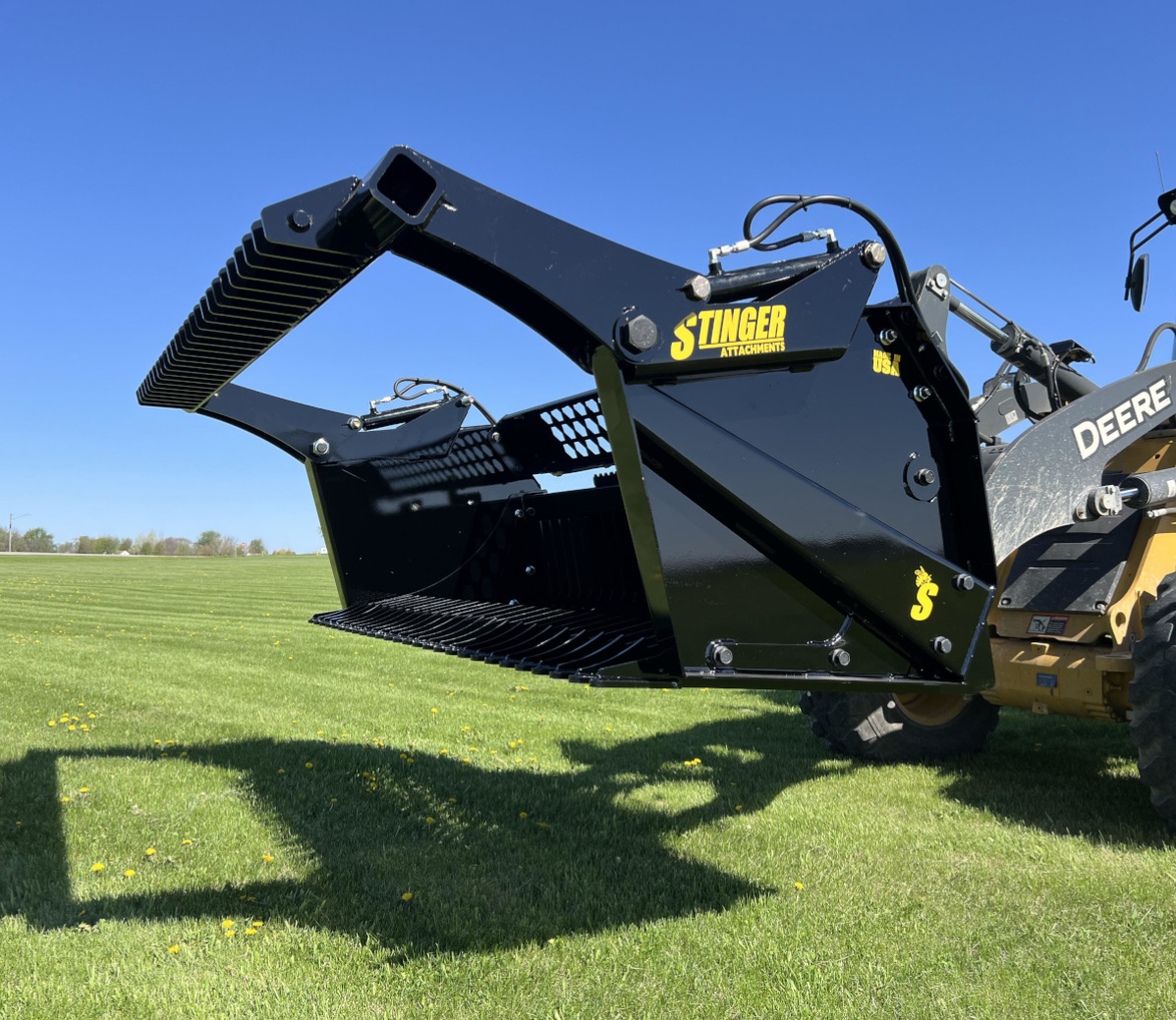 Tractor Rock Bucket & Reel Package