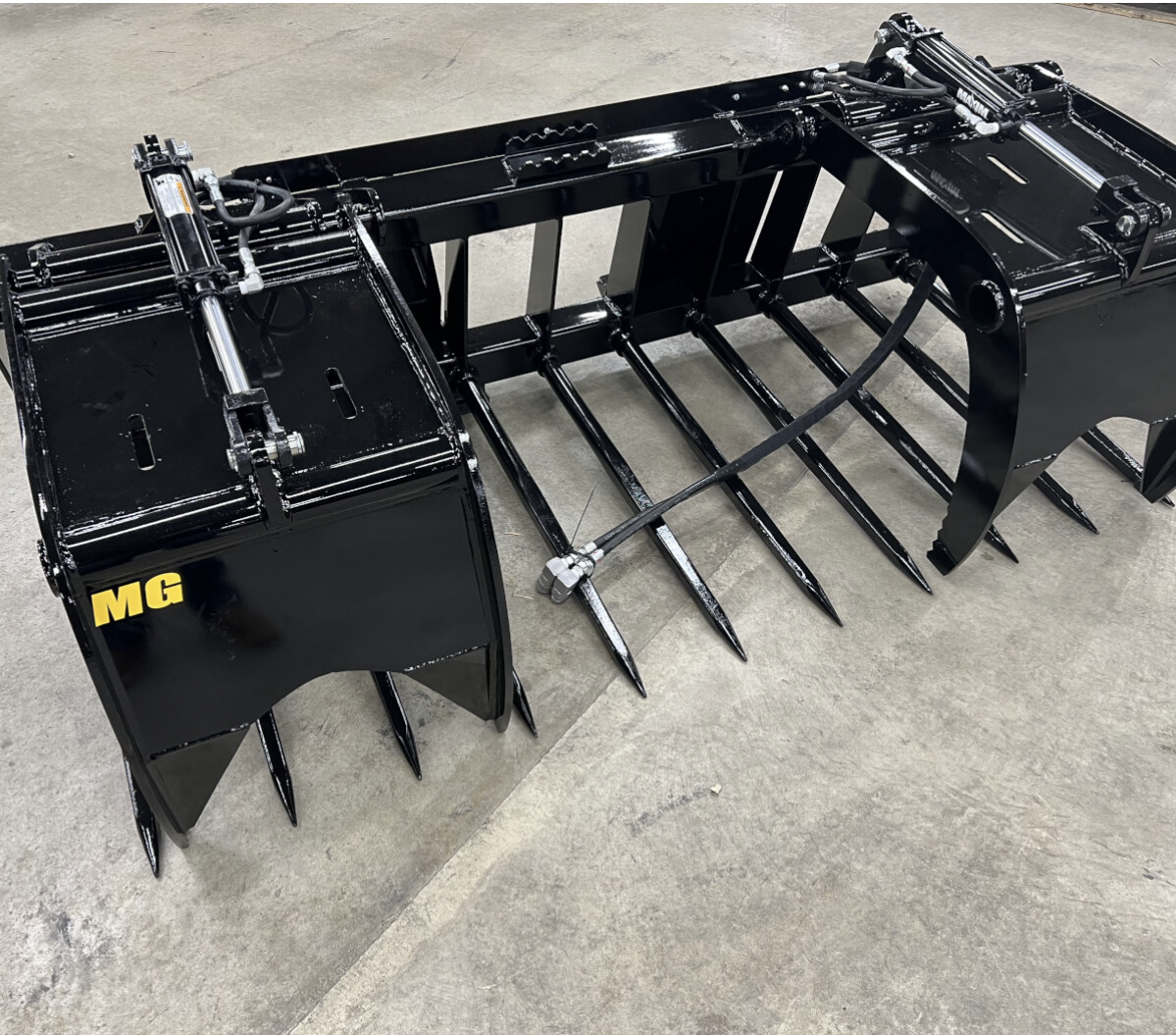Manure Spear Grapple Bucket