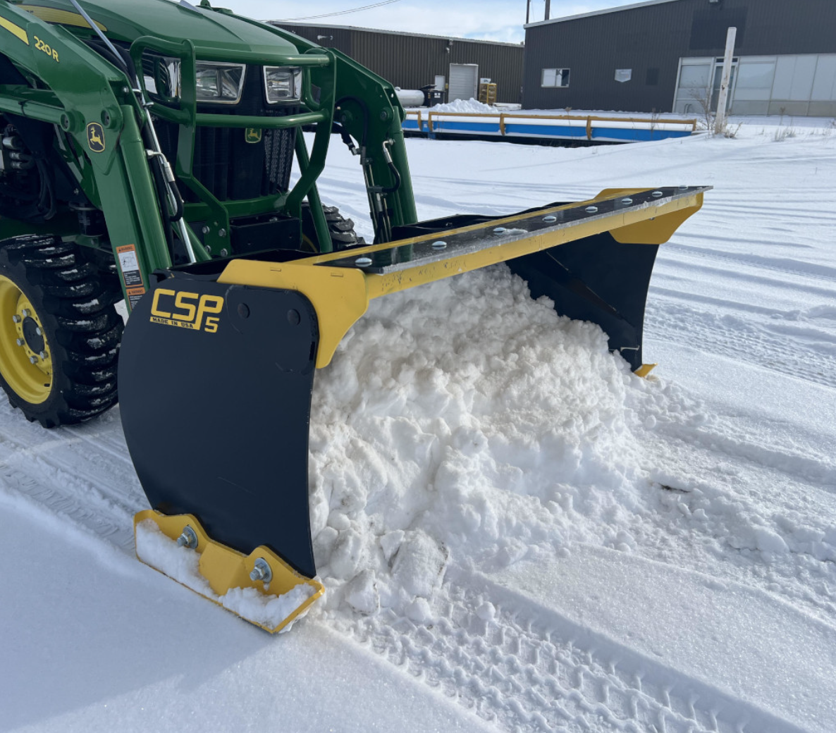 Compact Snow Pusher