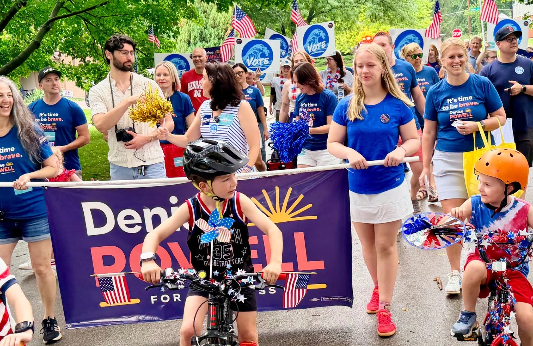 blue-dot-wave-denise-powell-community-parade-blue-dot-wave-17.jpg