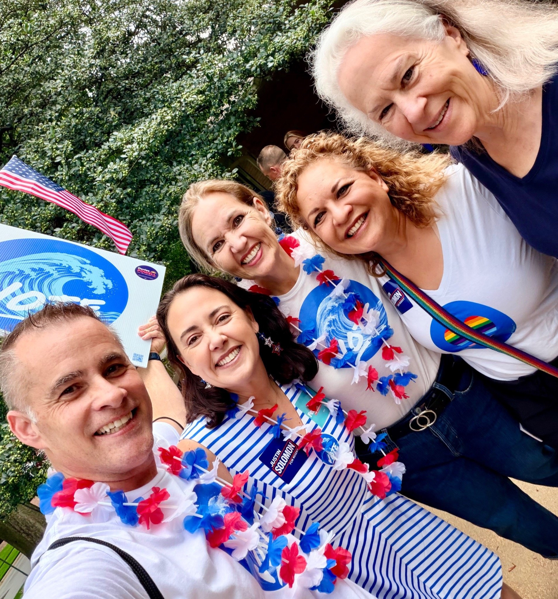 blue-dot-wave-fourth-of-july-parade-supporters-selfie-06.jpg