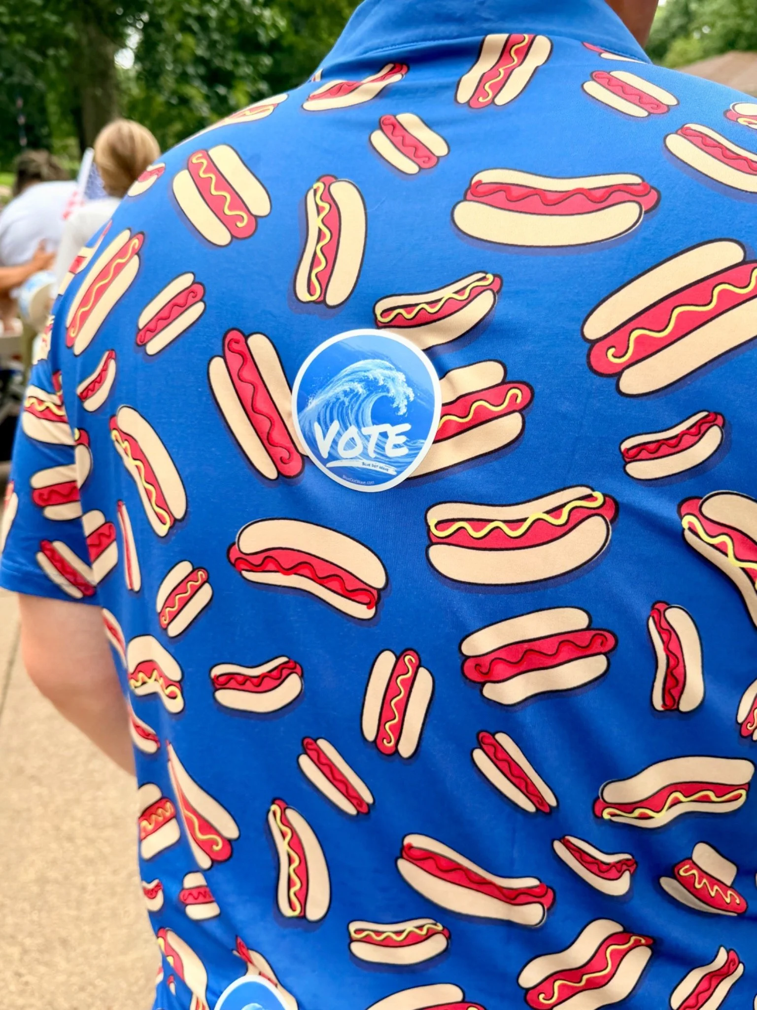 blue-dot-wave-vote-sticker-hot-dog-shirt-parade-10.jpg