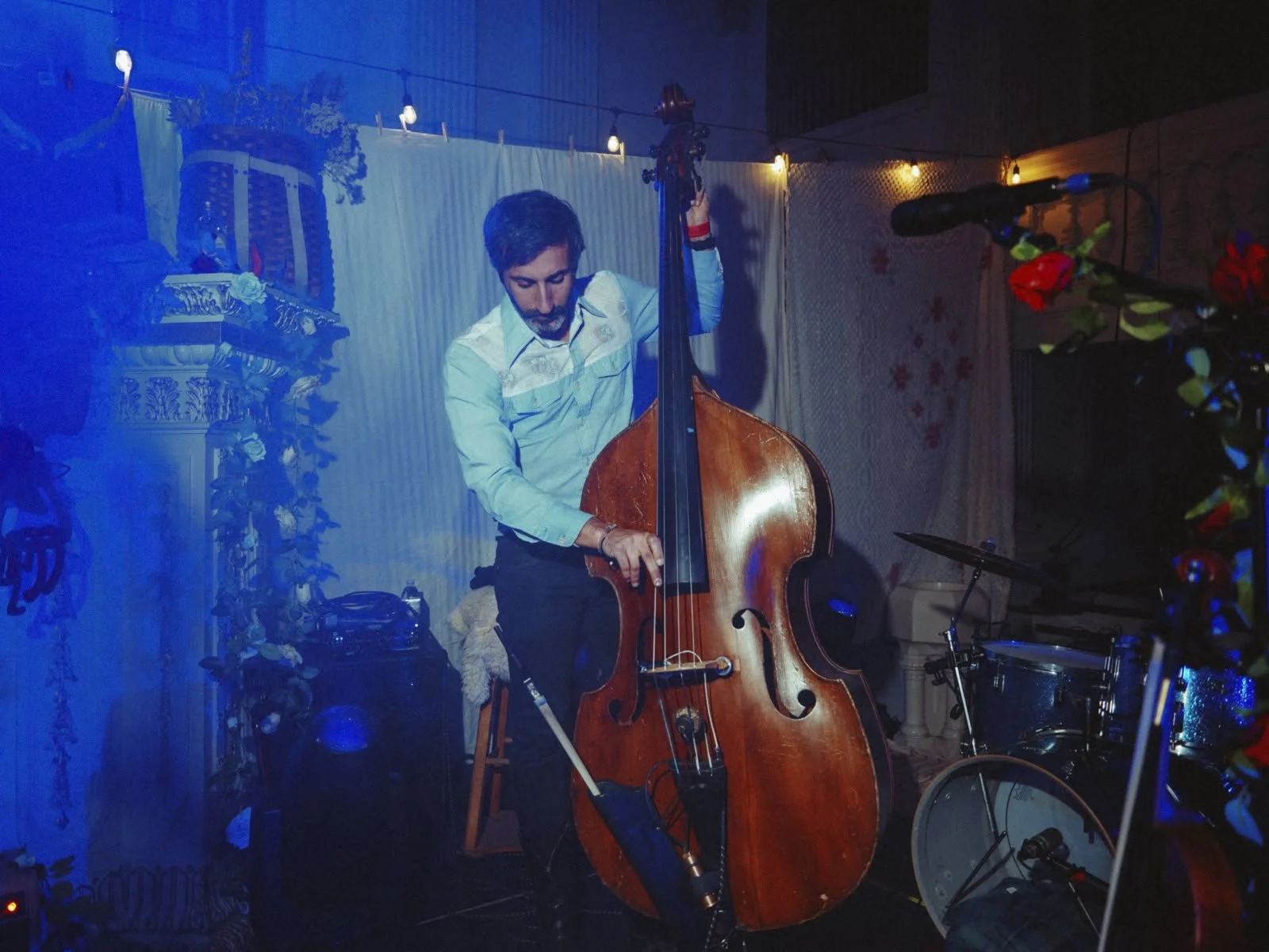 David Lizmi performing on upright bass  with Al Olender