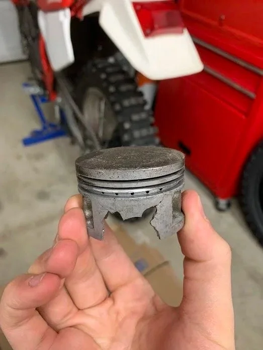 The piston was completely shattered
