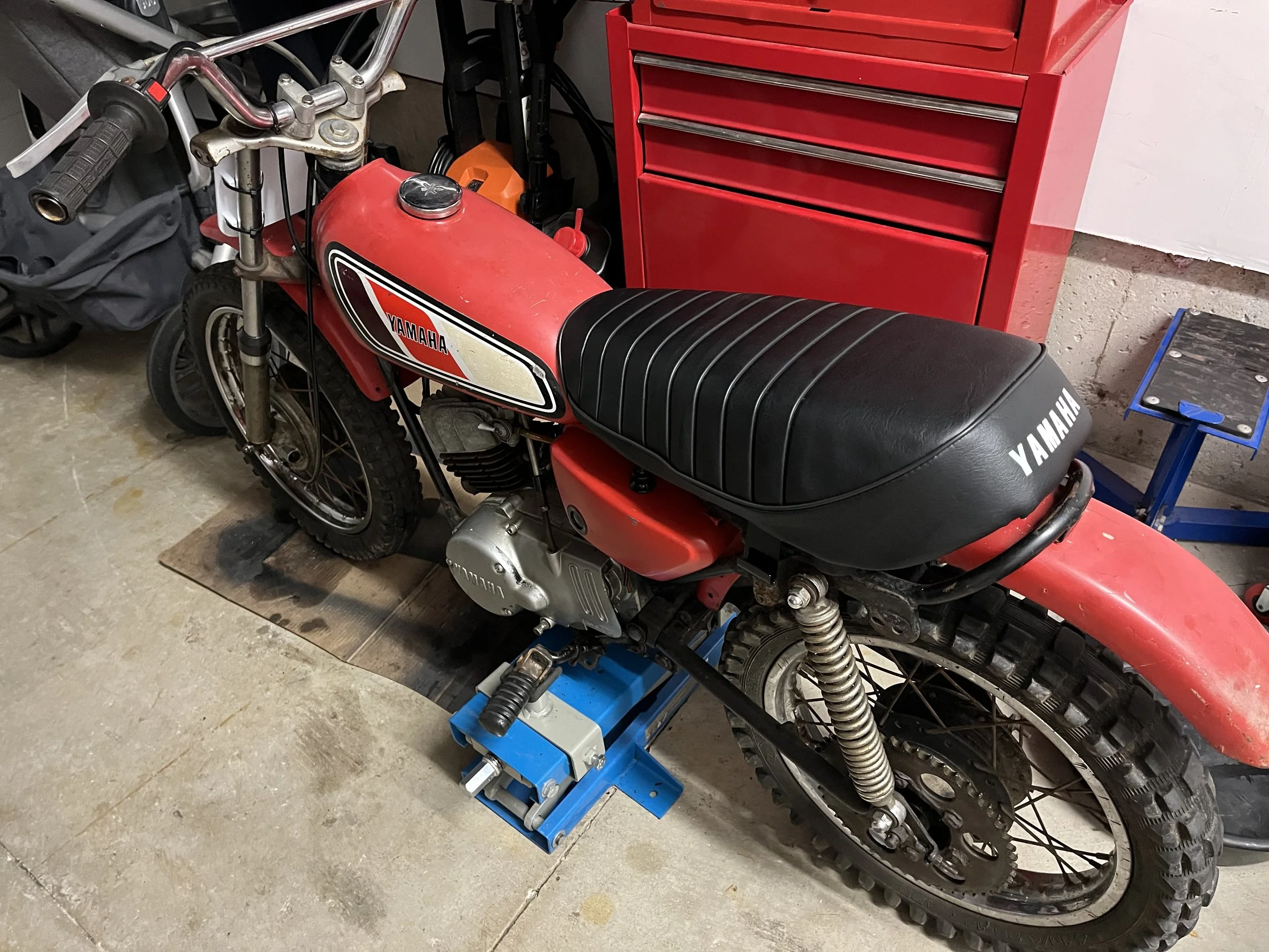 The fully assembled final seat