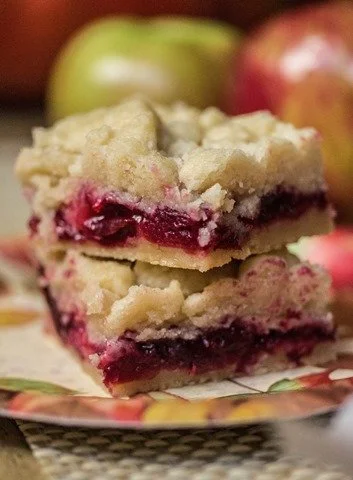 Cranberry Apple Shortbread Bars