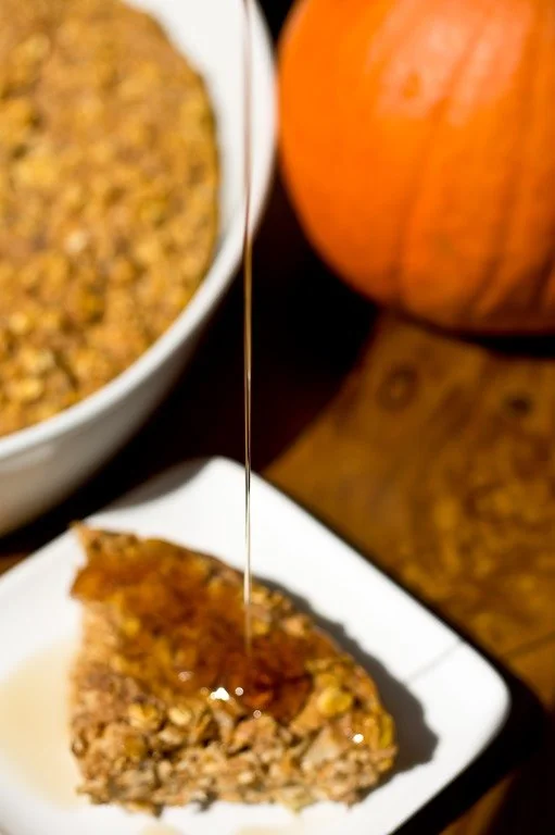 Healthy Pumpkin Banana Oatmeal Breakfast Bake {gluten-free, dairy-free}