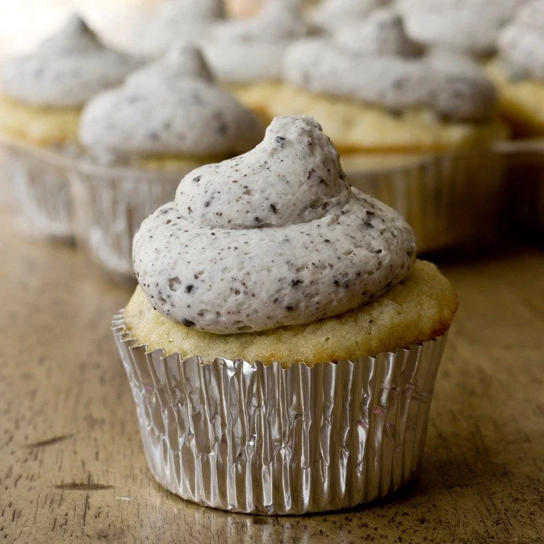 Mini Cookies ‘n Cream Cupcakes
