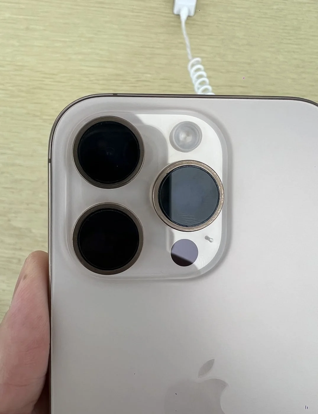 iPhone 16 Pro