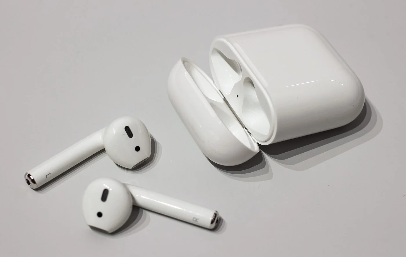 AirPods 4