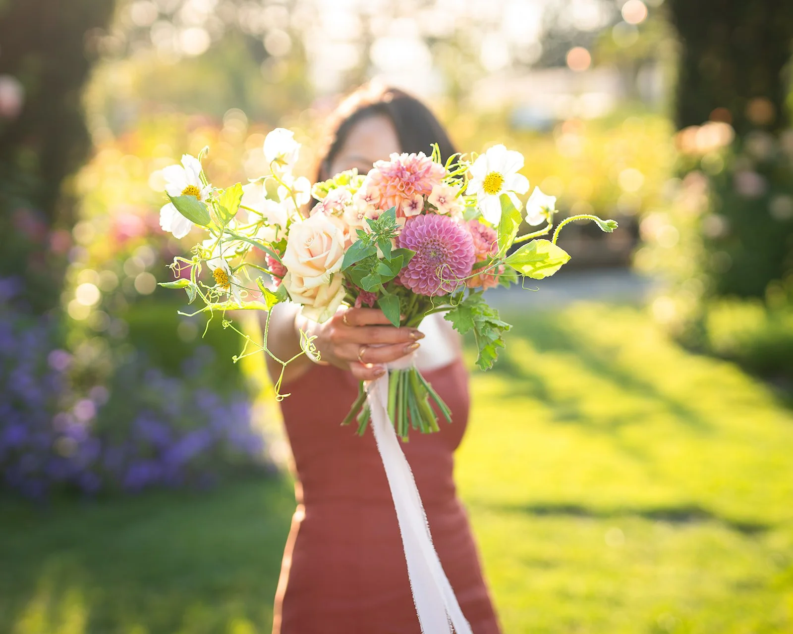 seattle garden style elopement bouquet