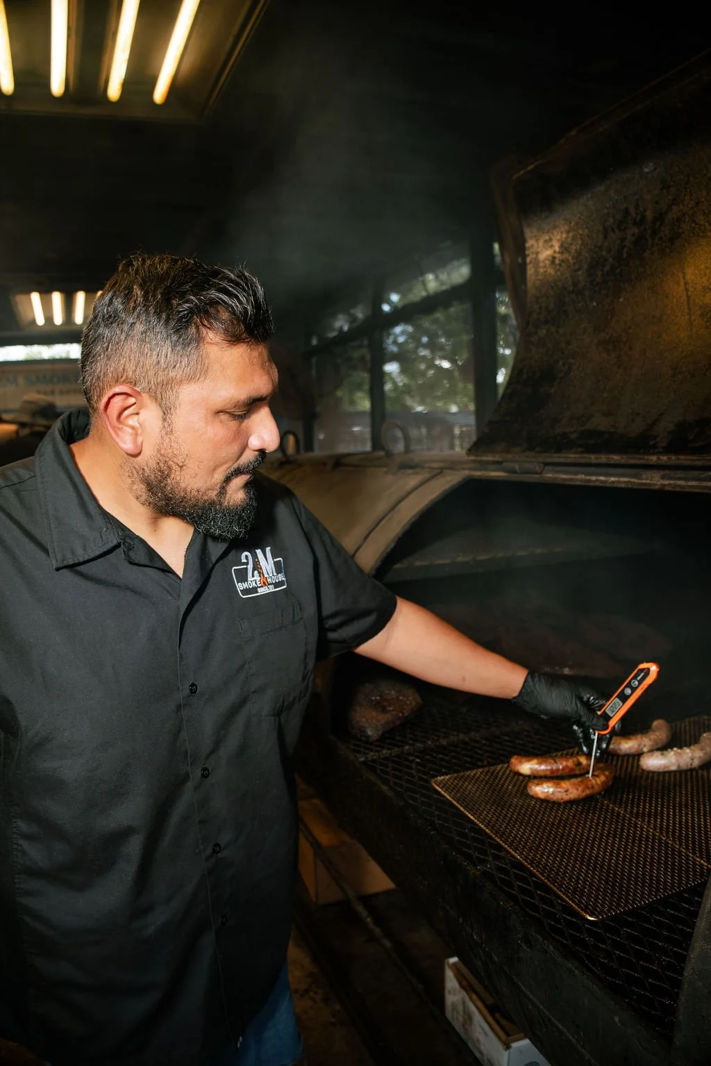 Esaul-Ramos-2M-Smokehouse 1.jpg