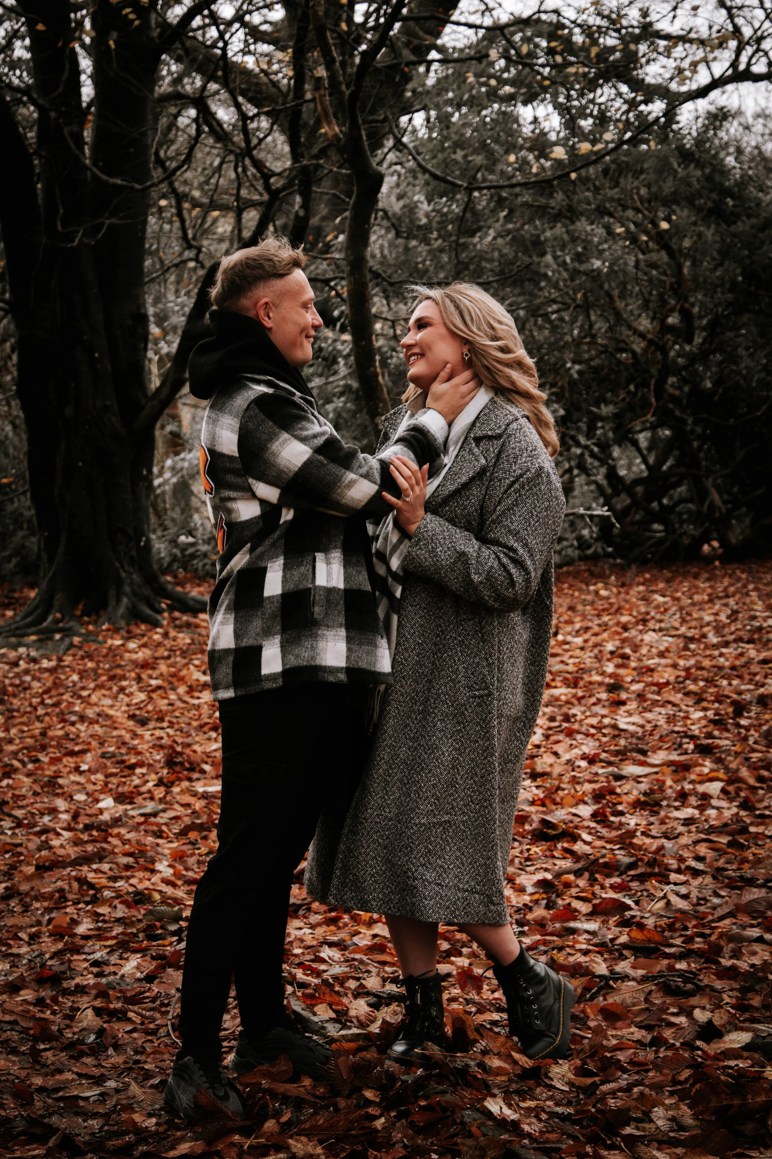 COUPLE  PORTRAIT SHOOT GLASGOW