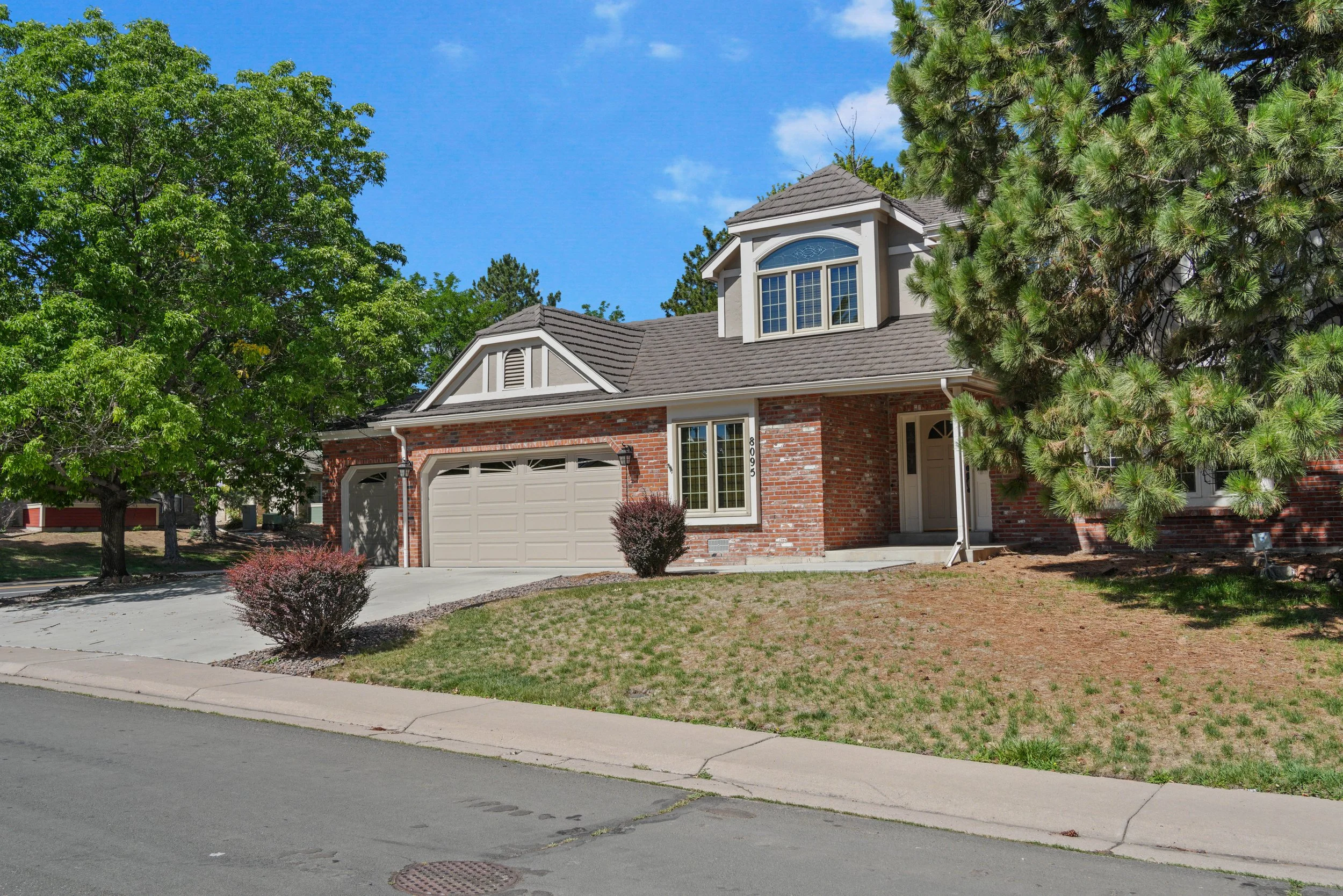 8095 S Clayton Cir(MLS)-5.jpg