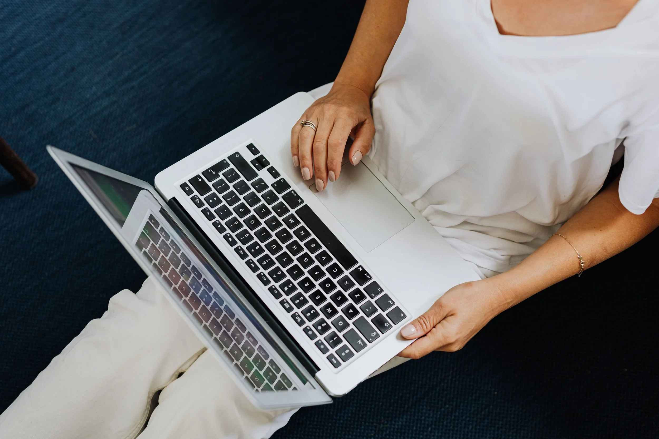 The Benefits of Online Therapy (and Some Downsides)